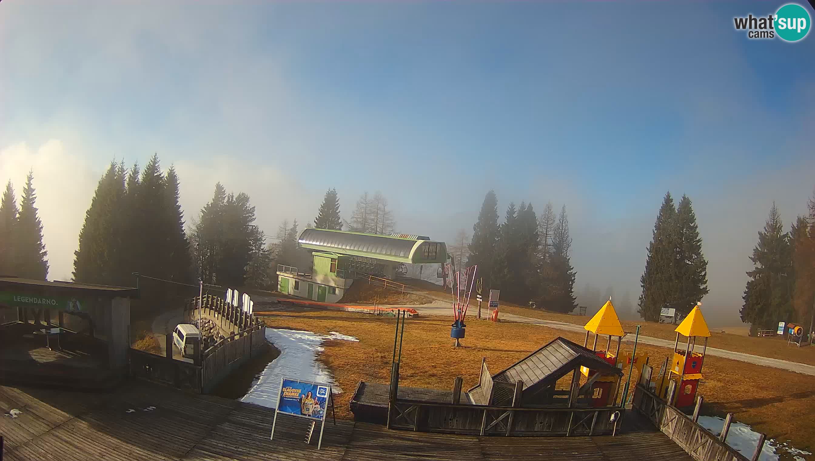 Spletna kamera Počivalo – Alpska Perla | Pogled v živo iz smučišča Cerkno