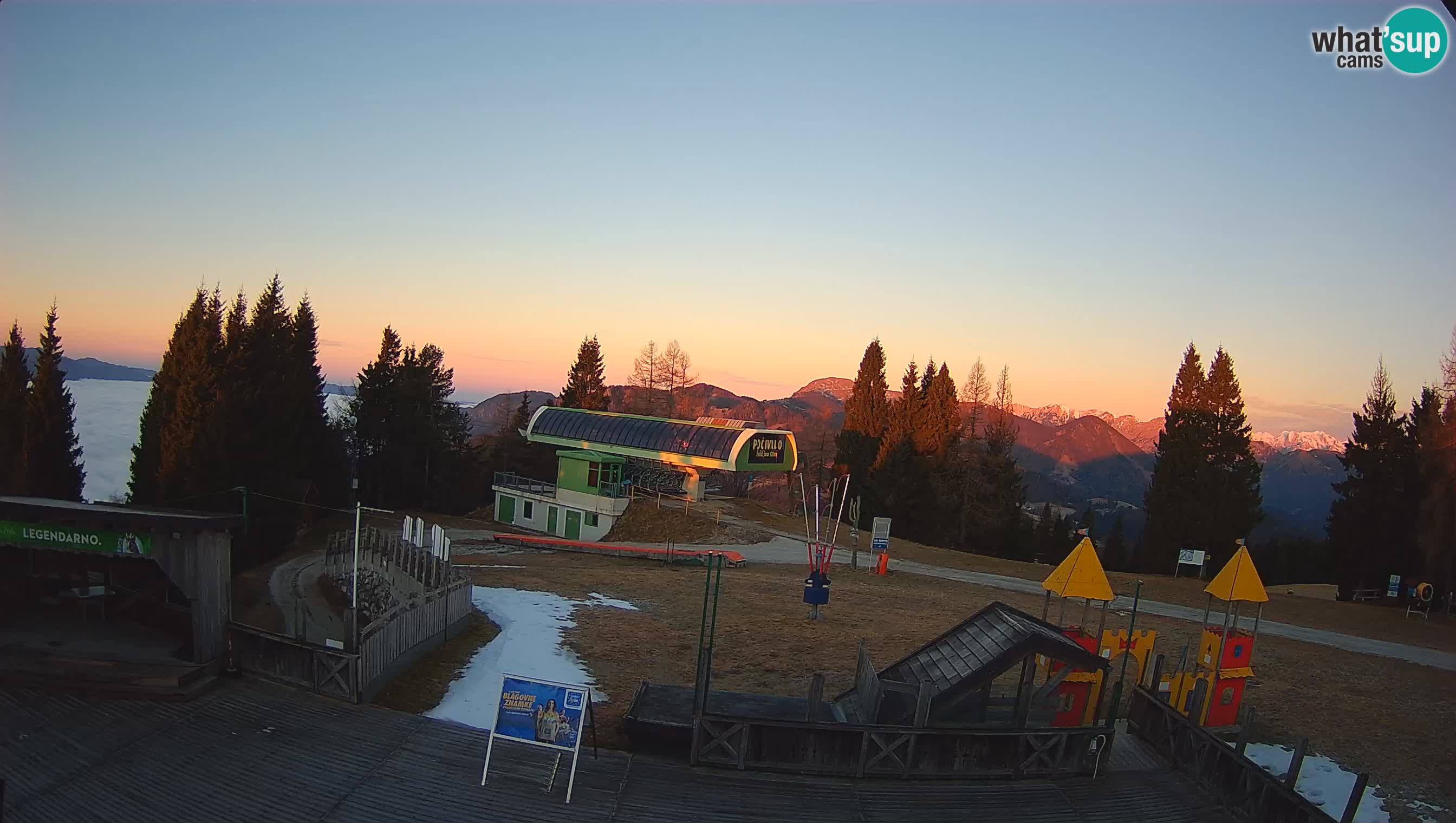 Cámara web Počivalo – Alpska Perla | Vista en vivo desde la estación de esquí Cerkno