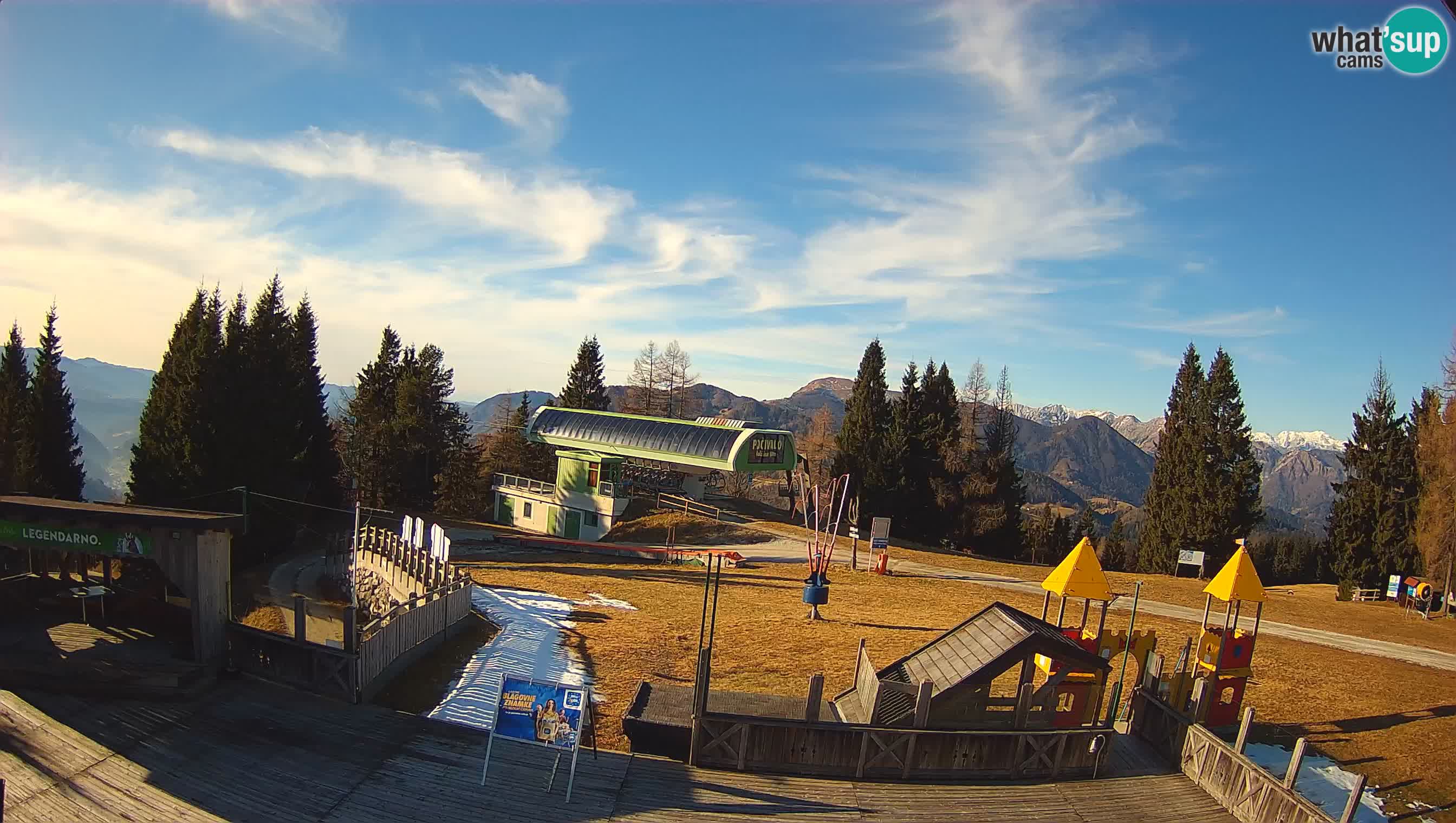 Webcam Počivalo – Alpska Perla | Vista live dalla stazione sciistica di Cerkno