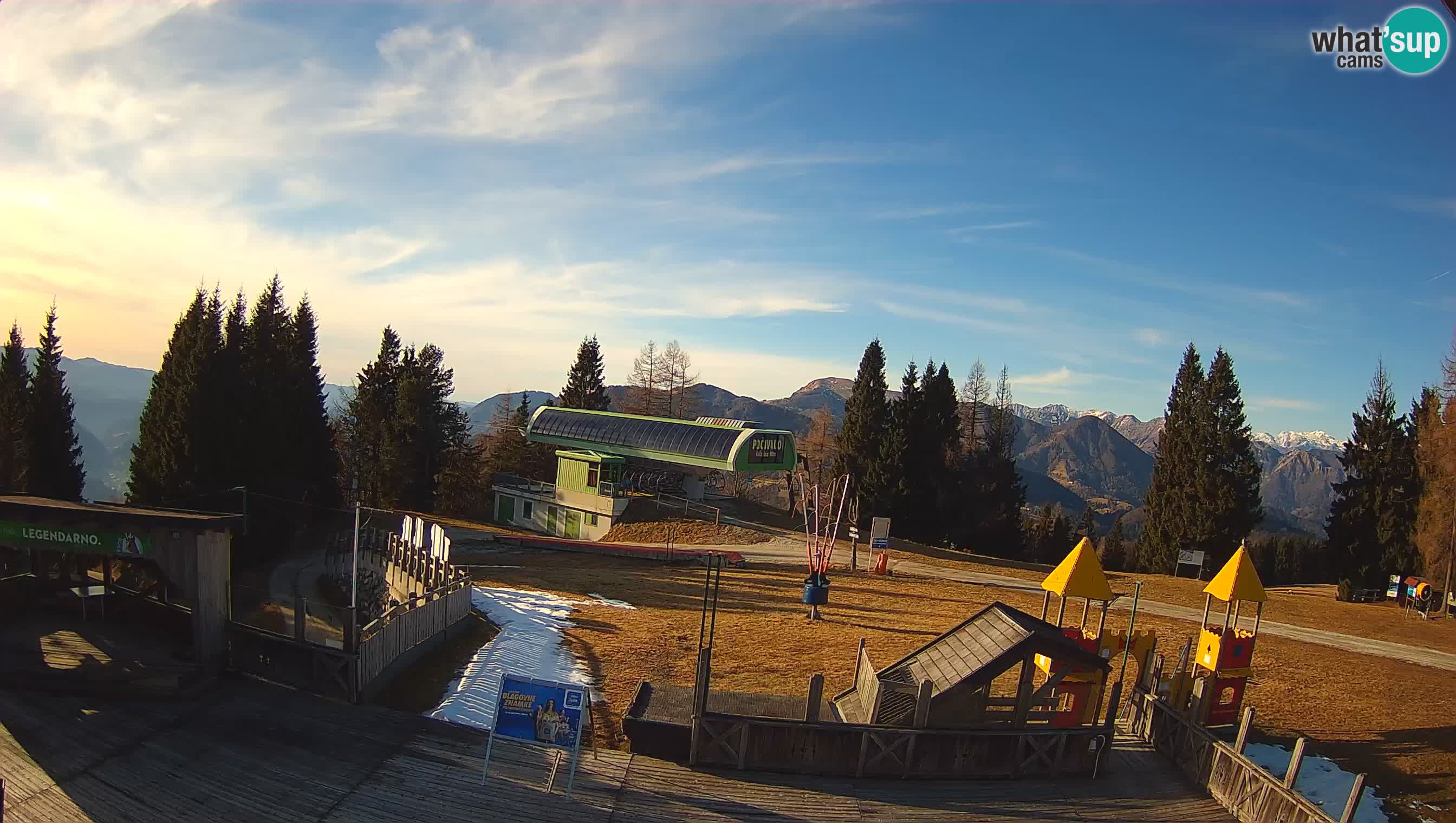 Web kamera Počivalo – Alpska Perla | Pogled uživo sa skijališta Cerkno