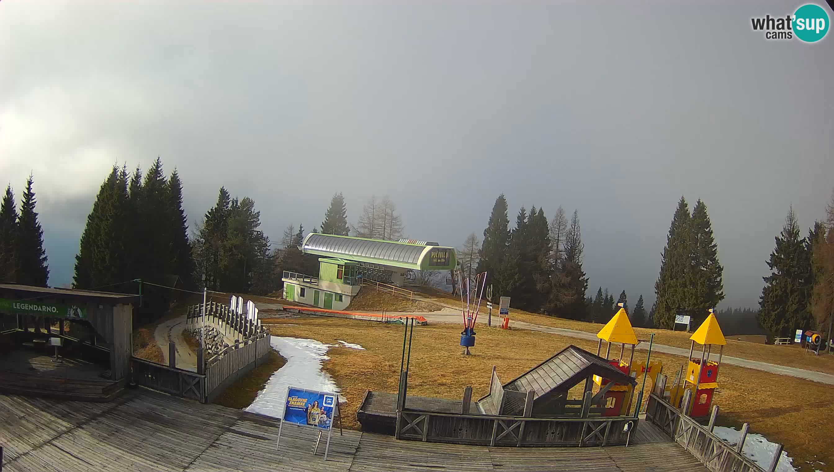 Spletna kamera Počivalo – Alpska Perla | Pogled v živo iz smučišča Cerkno