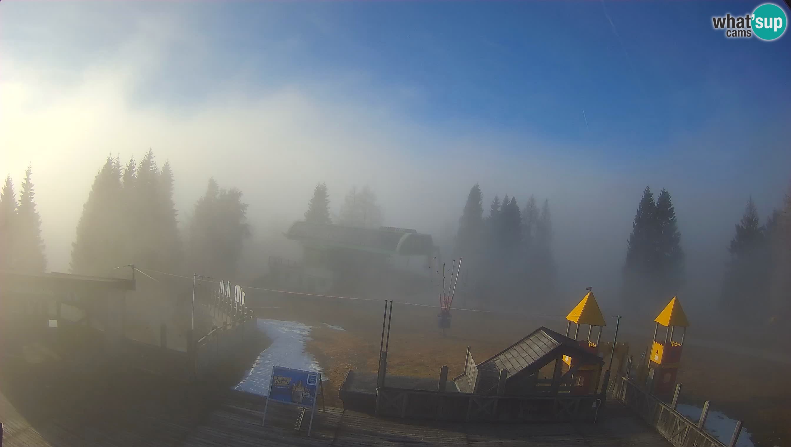 Webcam de la station de ski des Alpes slovènes à Cerkno Počivalo