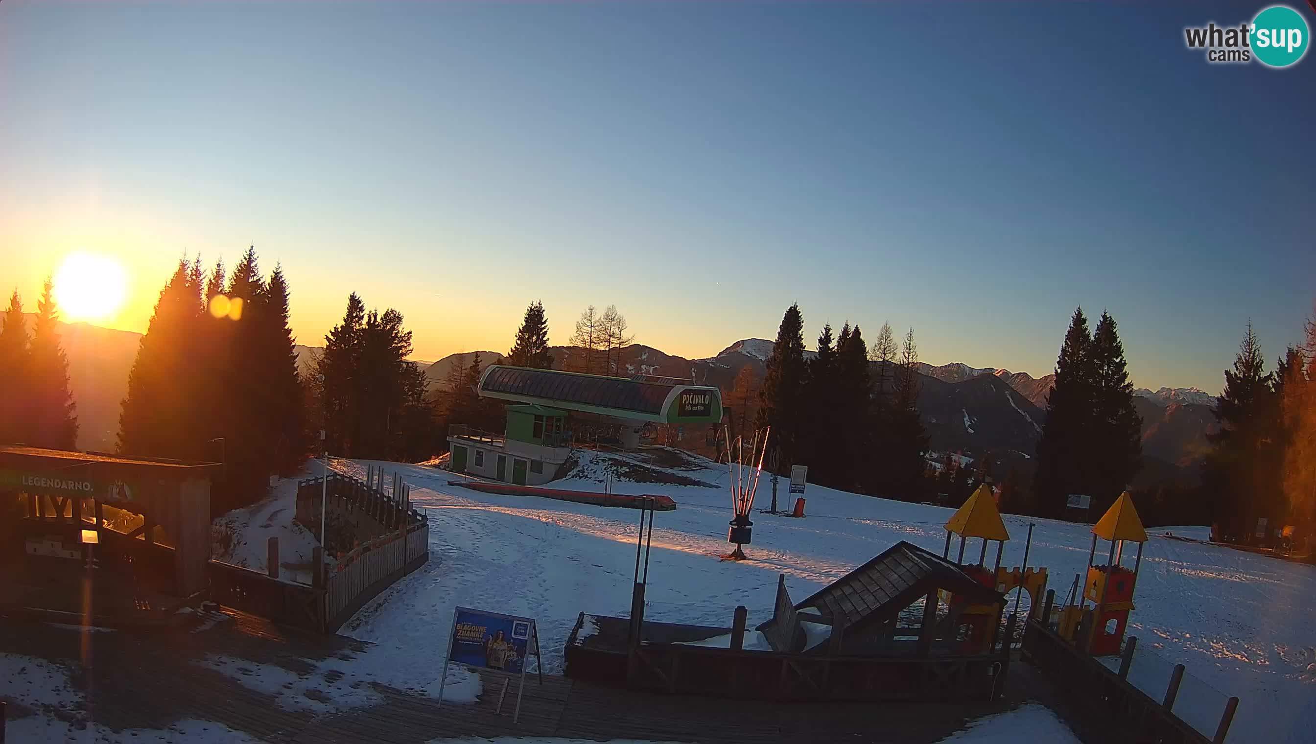 Webcam de la station de ski des Alpes slovènes à Cerkno Počivalo