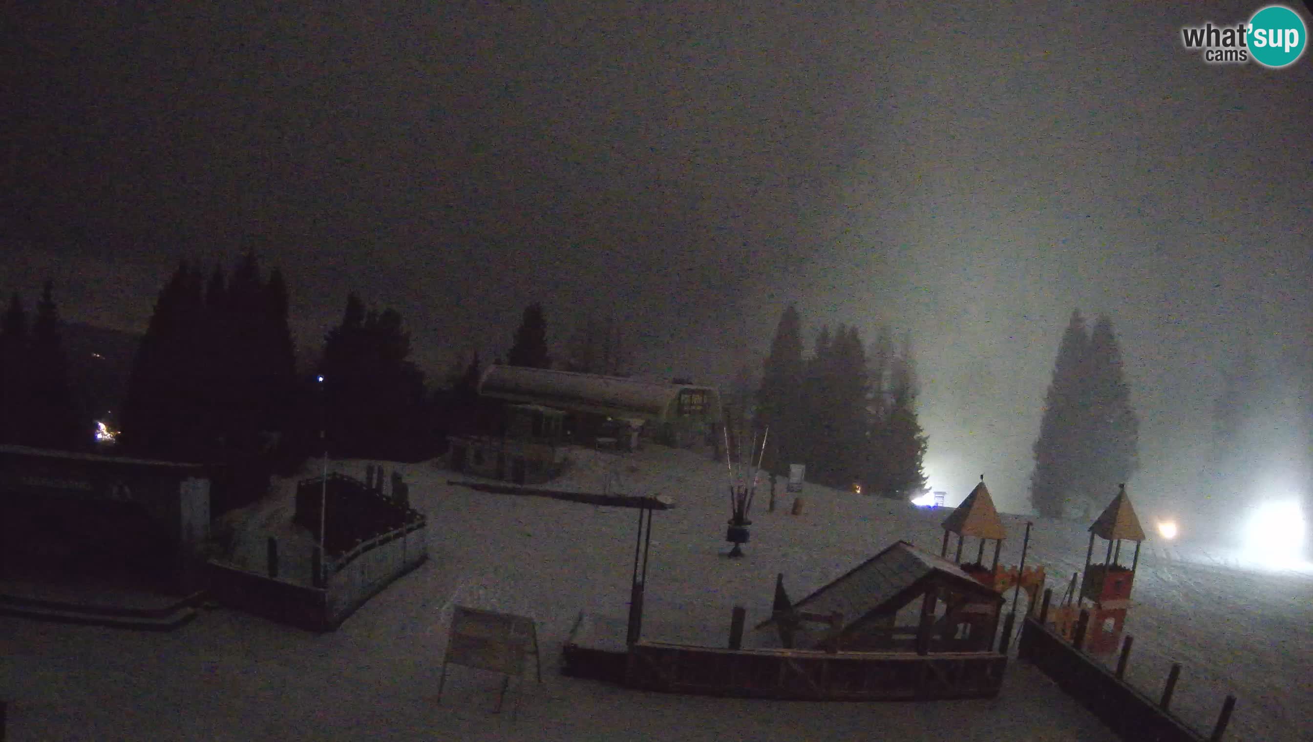 Webcam Počivalo – Alpska Perla | Vista live dalla stazione sciistica di Cerkno