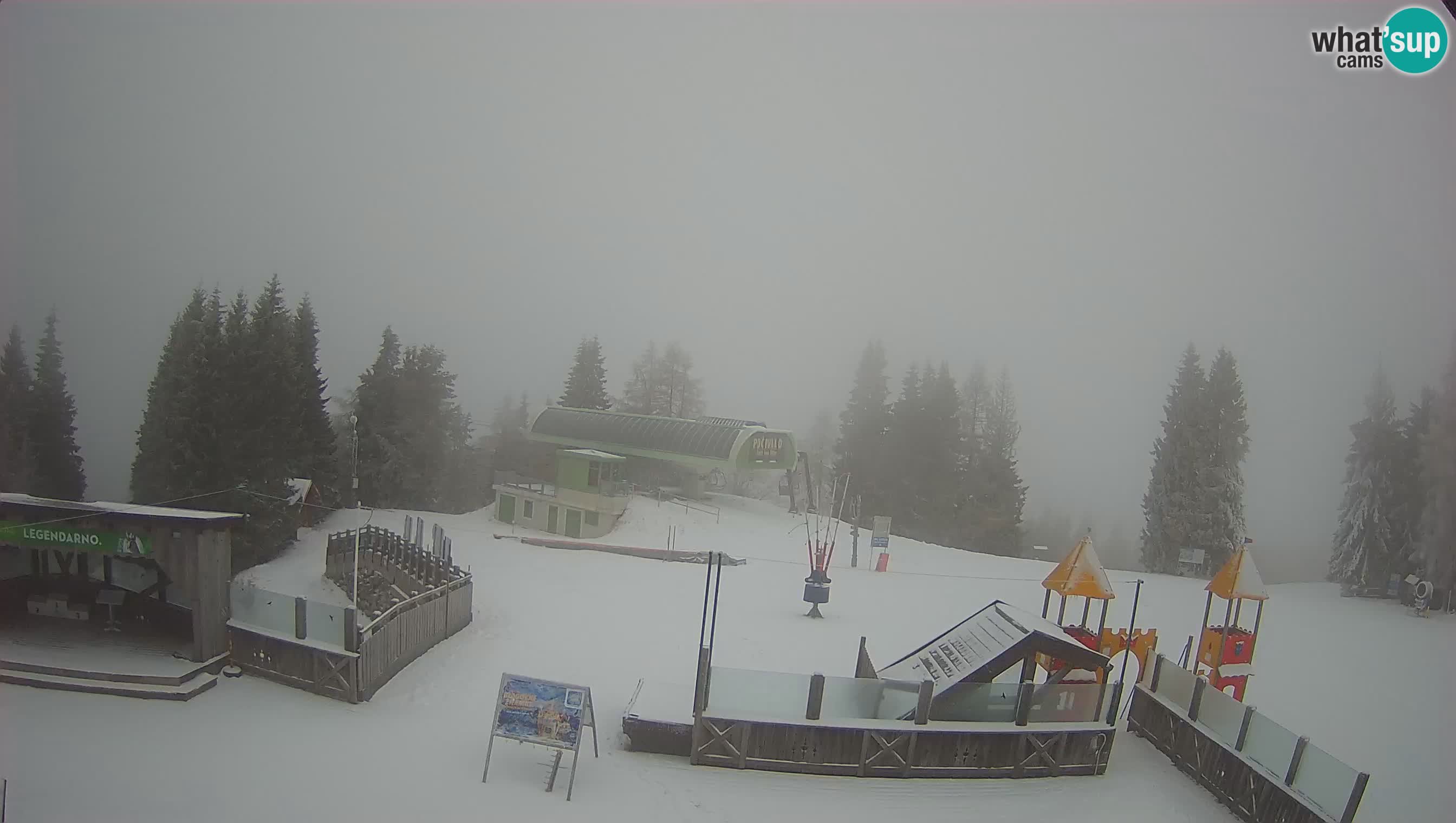 Webcam Počivalo – Alpska Perla | Vista live dalla stazione sciistica di Cerkno