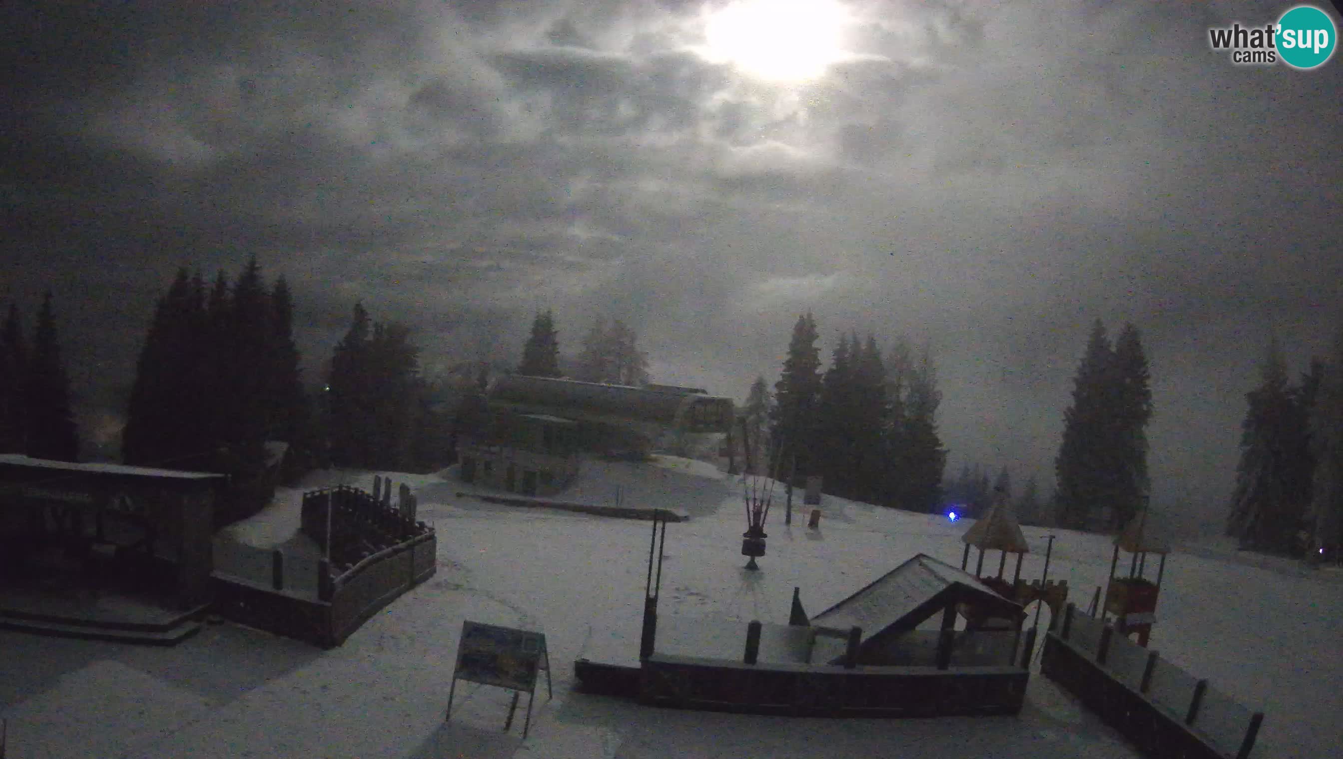 Web kamera Počivalo – Alpska Perla | Pogled uživo sa skijališta Cerkno