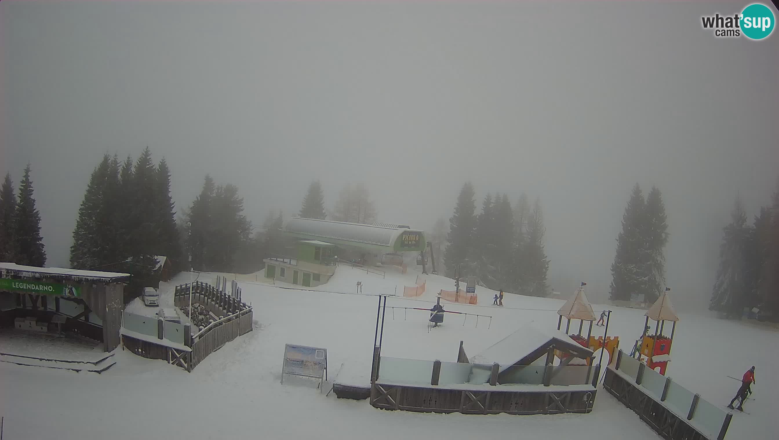 Webcam Počivalo – Alpska Perla | Vista live dalla stazione sciistica di Cerkno