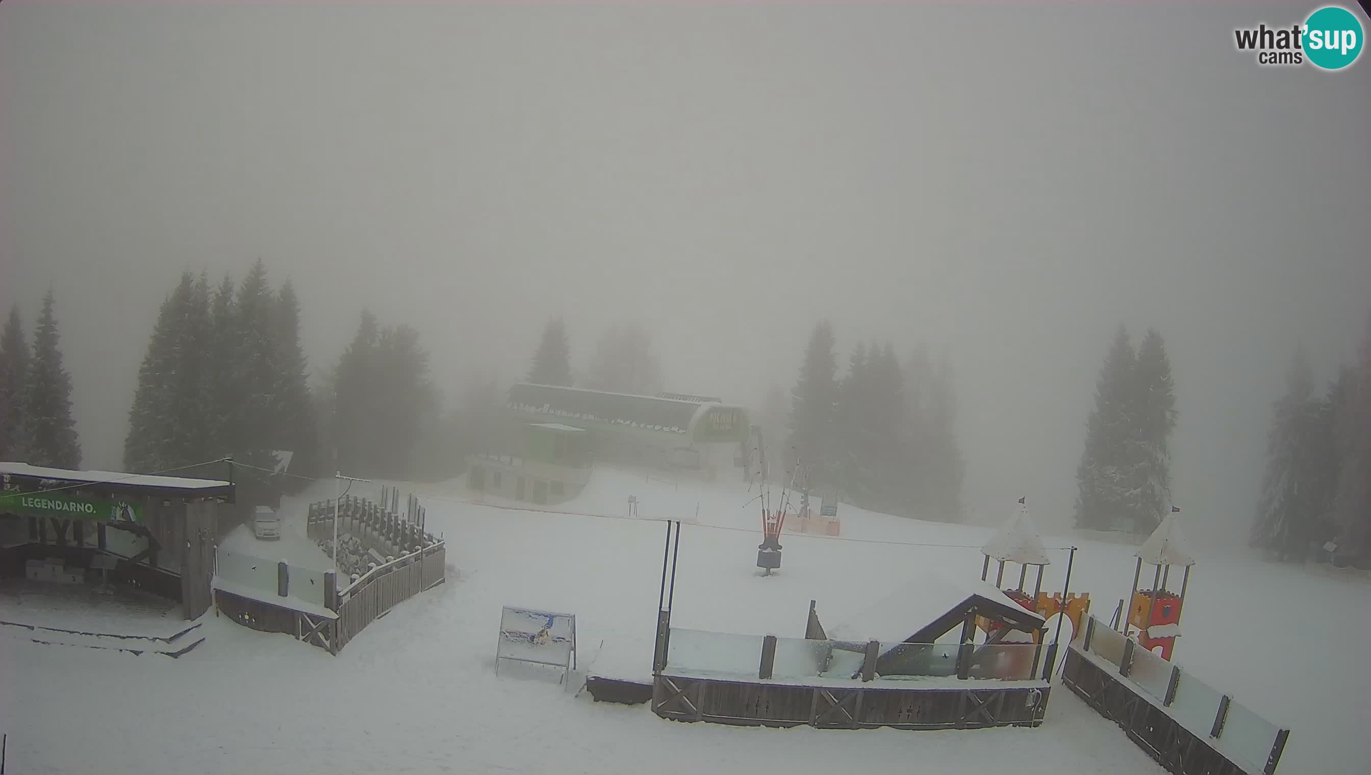 Web kamera Počivalo – Alpska Perla | Pogled uživo sa skijališta Cerkno