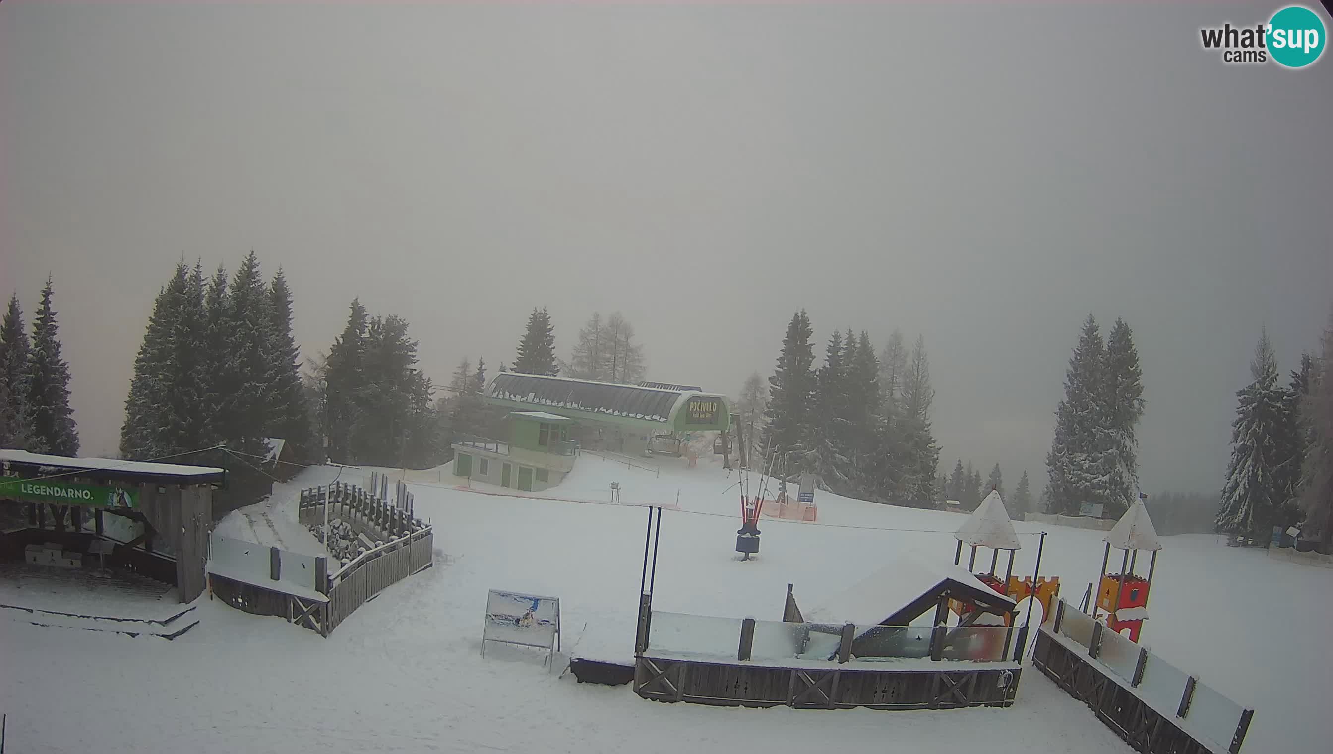 Webcam de la station de ski des Alpes slovènes à Cerkno Počivalo