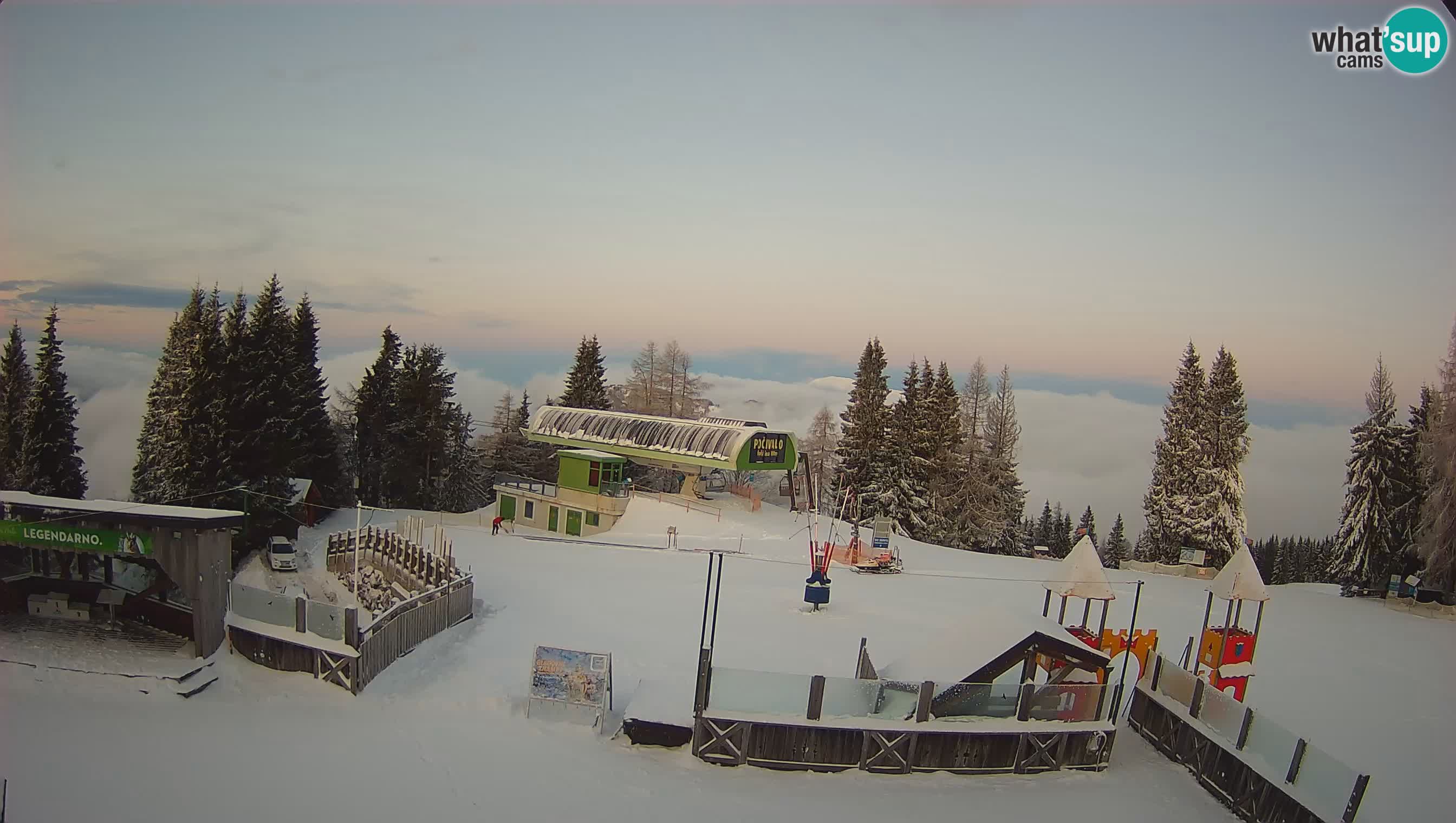 Spletna kamera Počivalo – Alpska Perla | Pogled v živo iz smučišča Cerkno