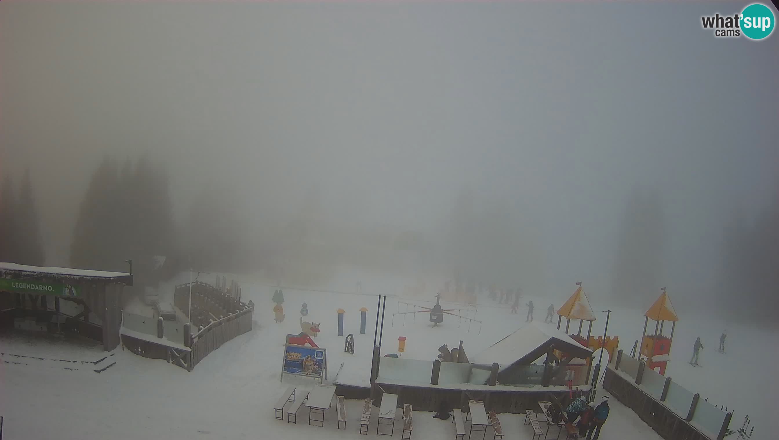 Spletna kamera Počivalo – Alpska Perla | Pogled v živo iz smučišča Cerkno