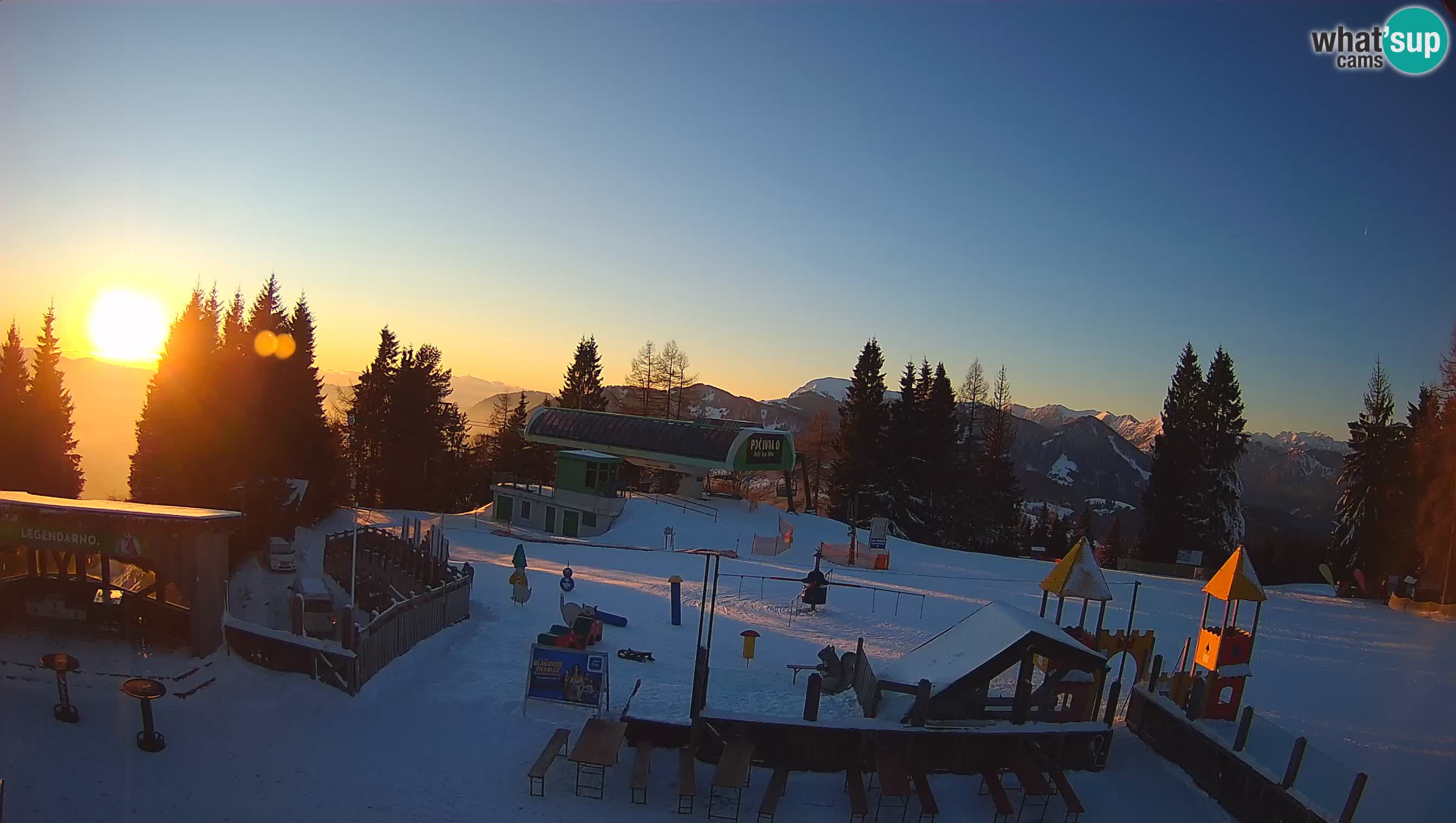 Cámara web Počivalo – Alpska Perla | Vista en vivo desde la estación de esquí Cerkno