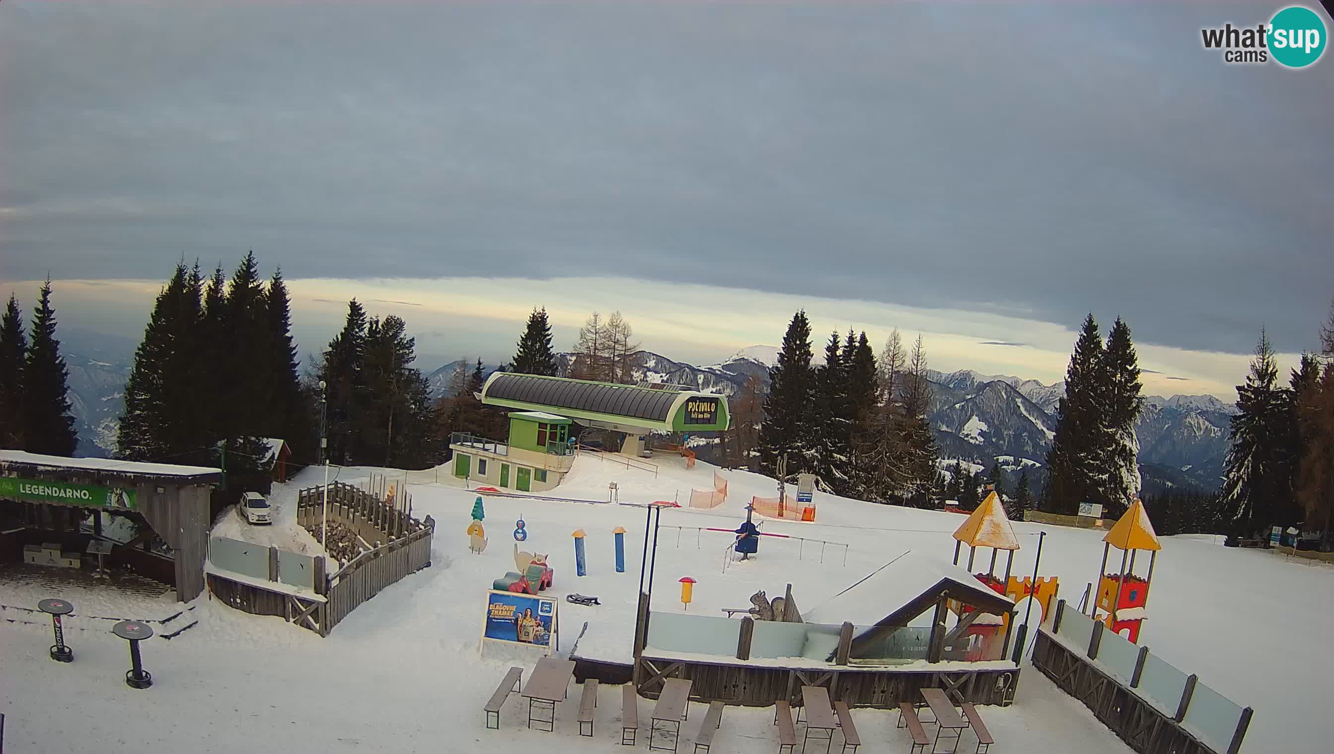 Webcam Počivalo – Alpska Perla | Vista live dalla stazione sciistica di Cerkno