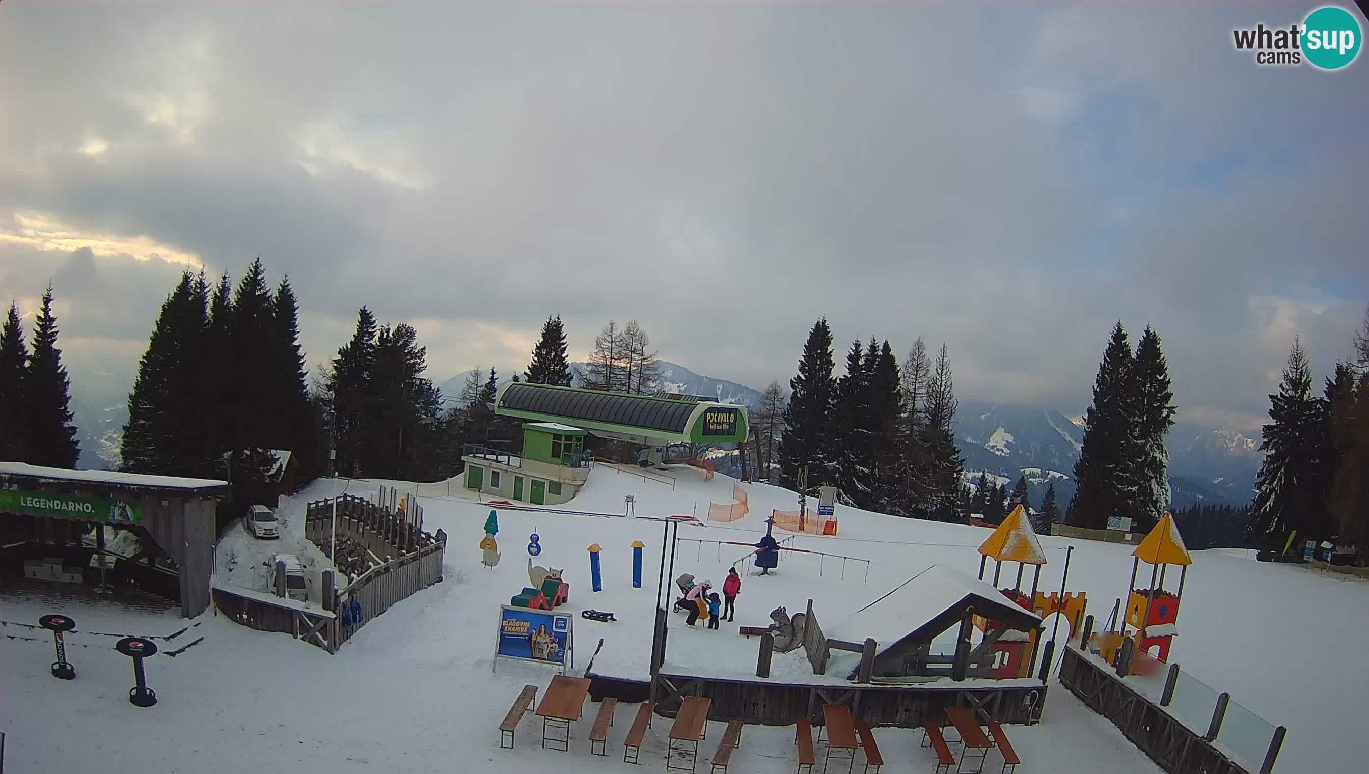 Webcam de la station de ski des Alpes slovènes à Cerkno Počivalo