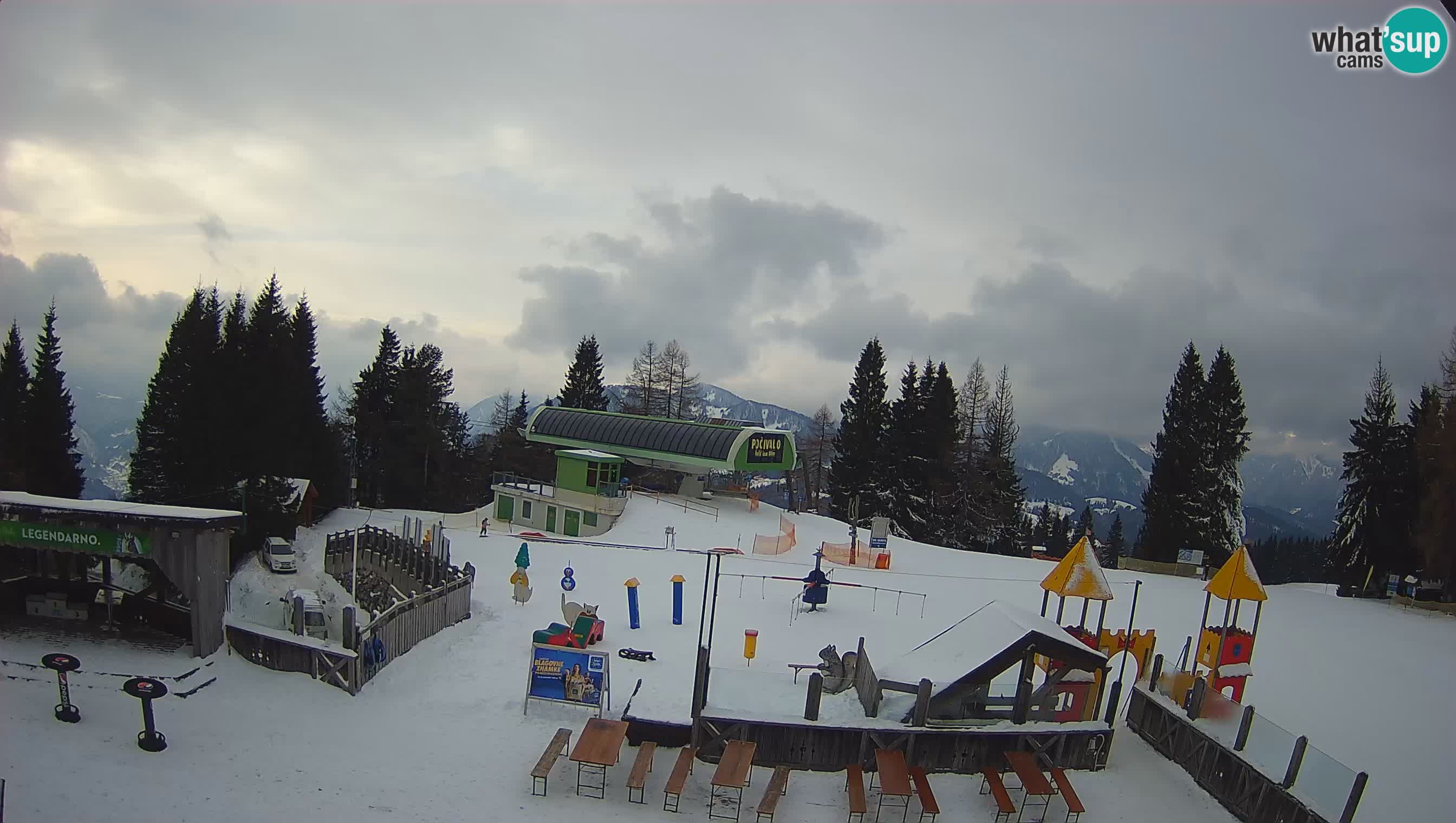 Webcam Počivalo – Alpska Perla | Vista live dalla stazione sciistica di Cerkno