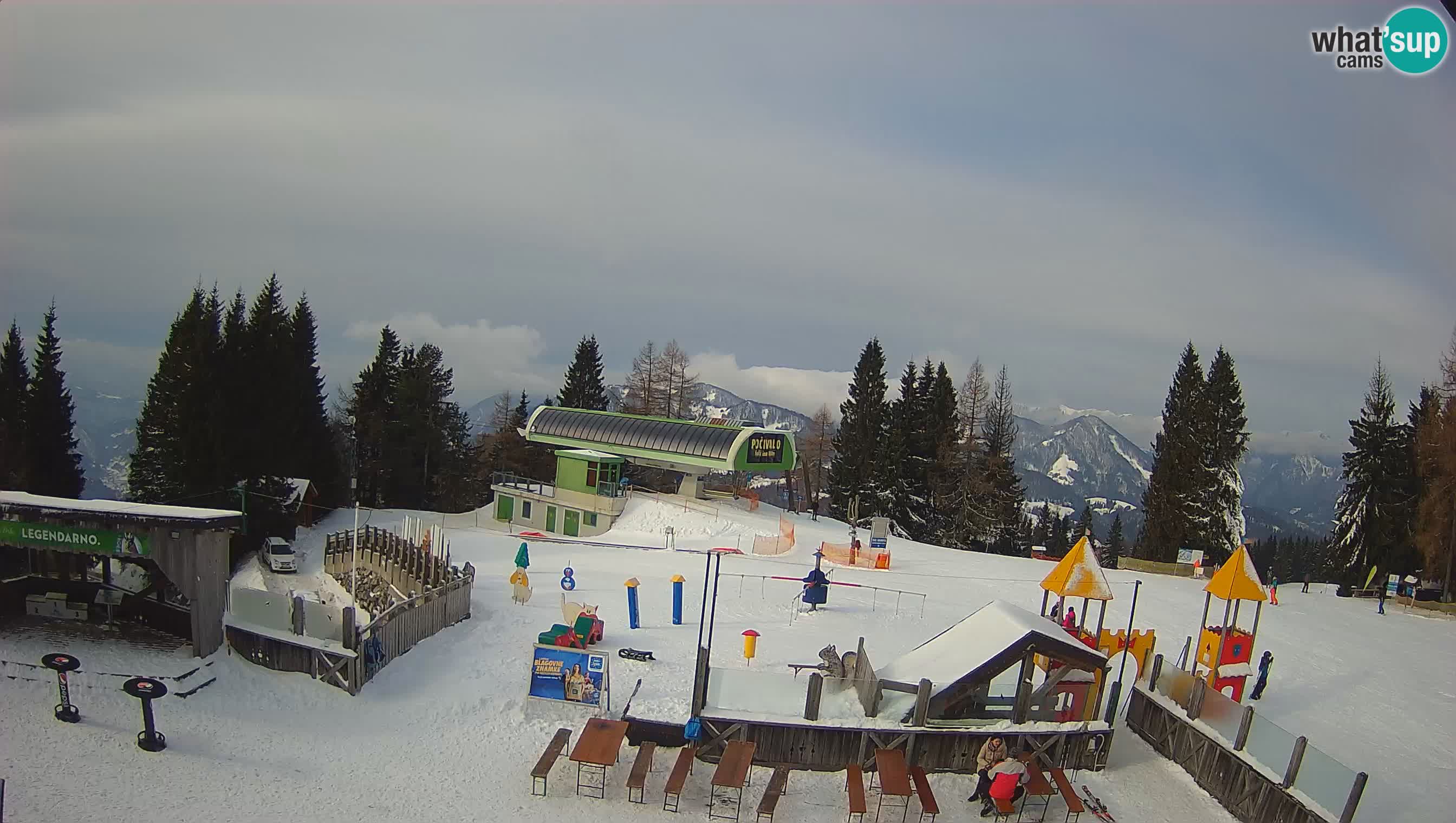 Webcam de la station de ski des Alpes slovènes à Cerkno Počivalo