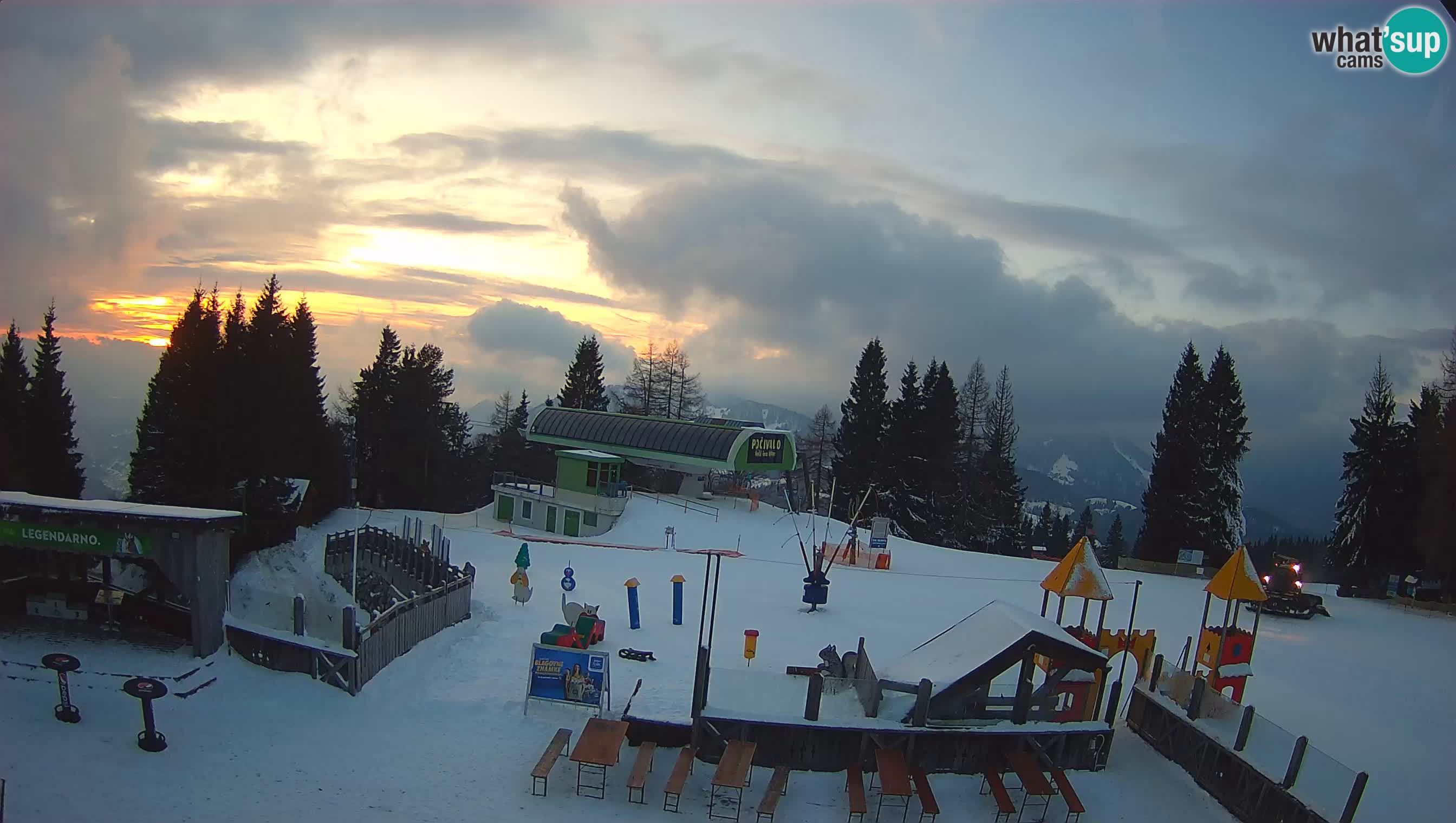 Cámara web Počivalo – Alpska Perla | Vista en vivo desde la estación de esquí Cerkno