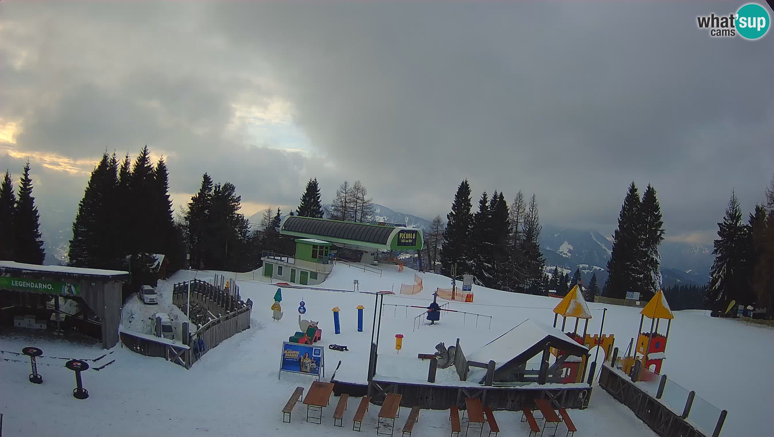 Cámara web Počivalo – Alpska Perla | Vista en vivo desde la estación de esquí Cerkno