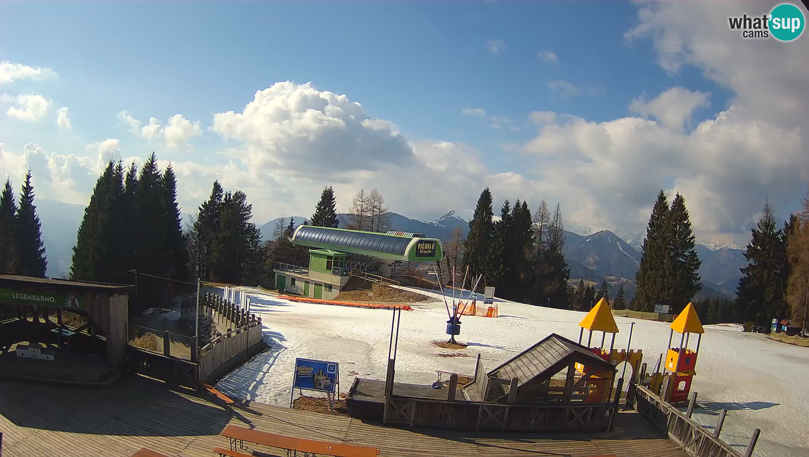 Cámara web Počivalo – Alpska Perla | Vista en vivo desde la estación de esquí Cerkno