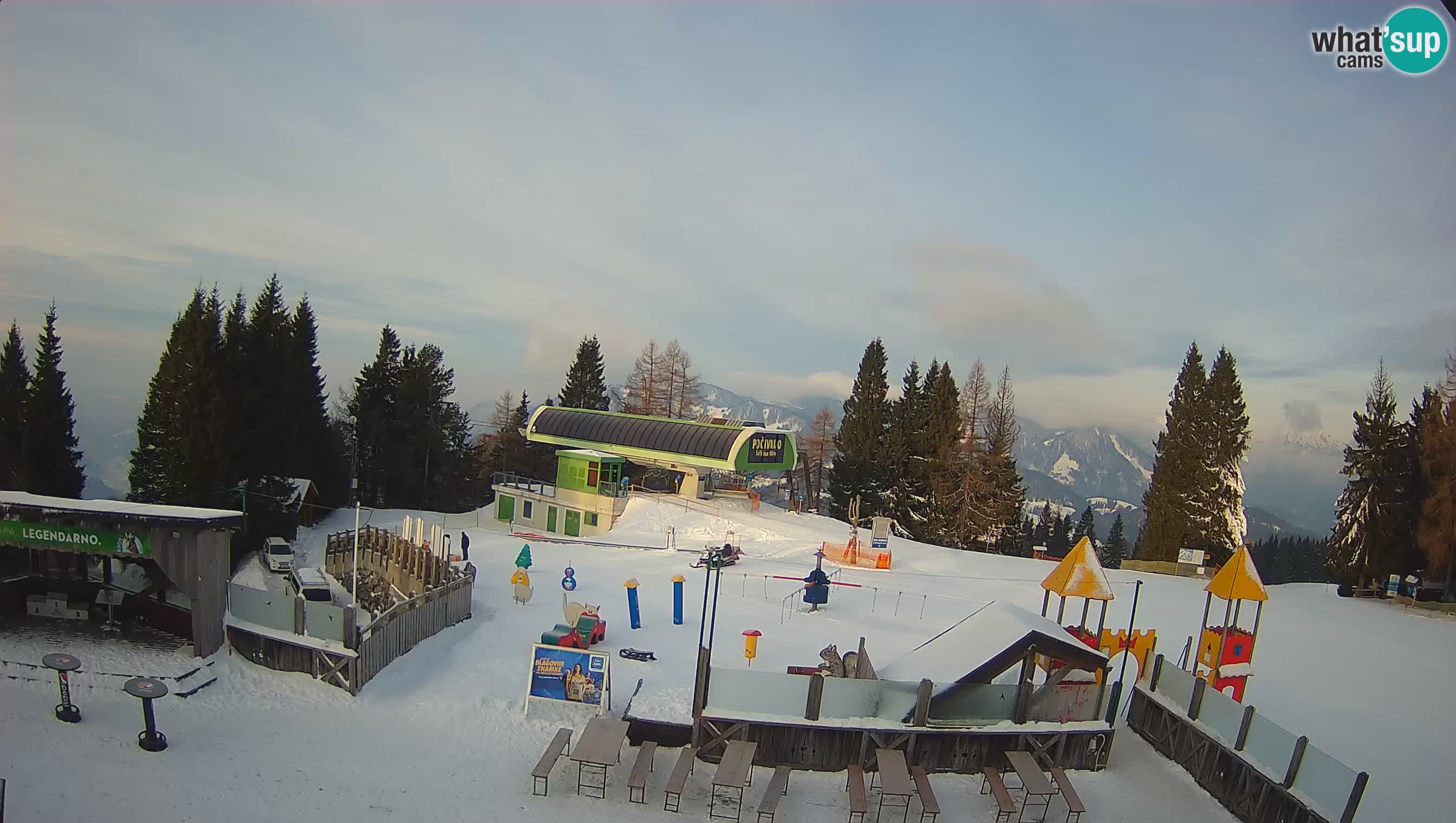 Cámara web Počivalo – Alpska Perla | Vista en vivo desde la estación de esquí Cerkno
