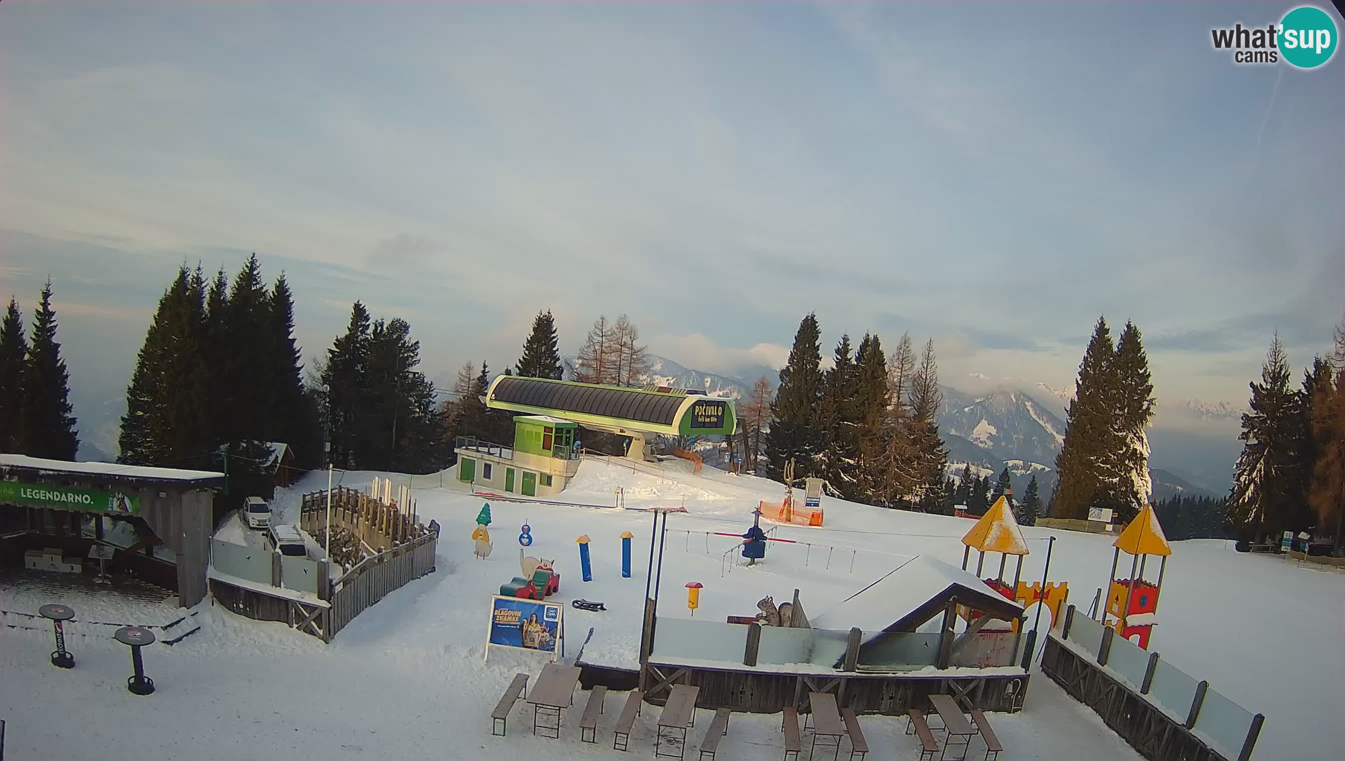Spletna kamera Počivalo – Alpska Perla | Pogled v živo iz smučišča Cerkno