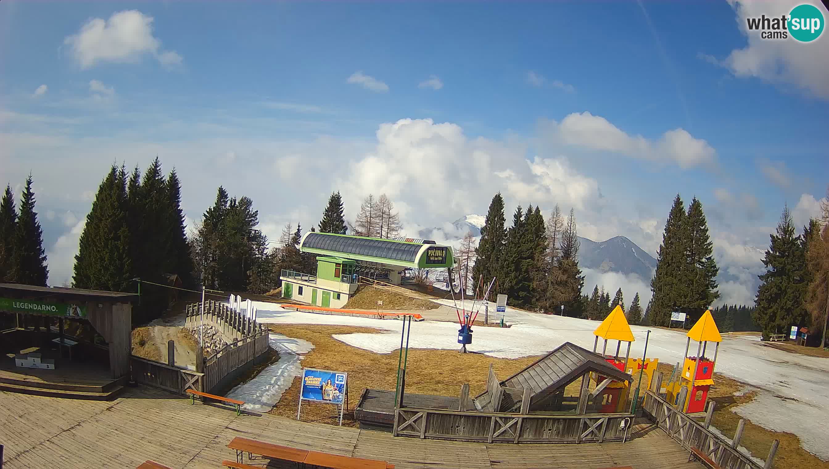 Spletna kamera Počivalo – Alpska Perla | Pogled v živo iz smučišča Cerkno