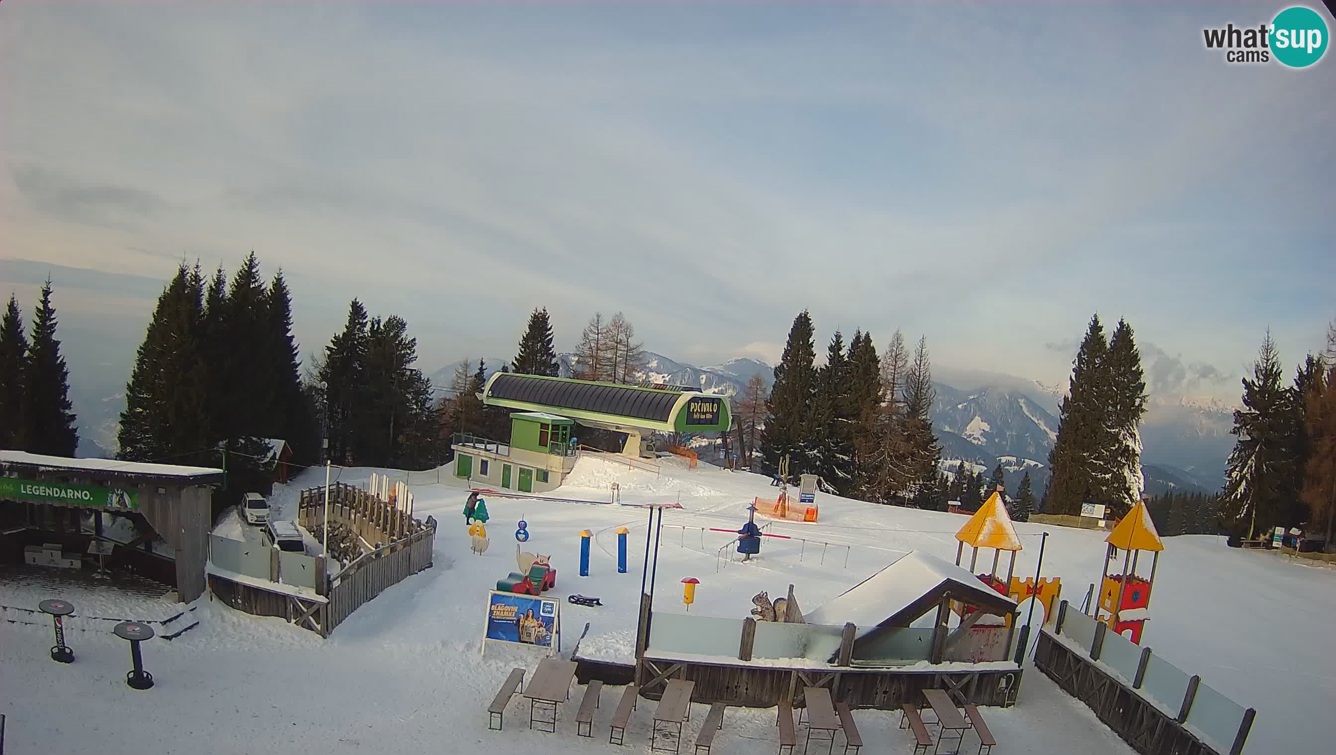 Spletna kamera Počivalo – Alpska Perla | Pogled v živo iz smučišča Cerkno