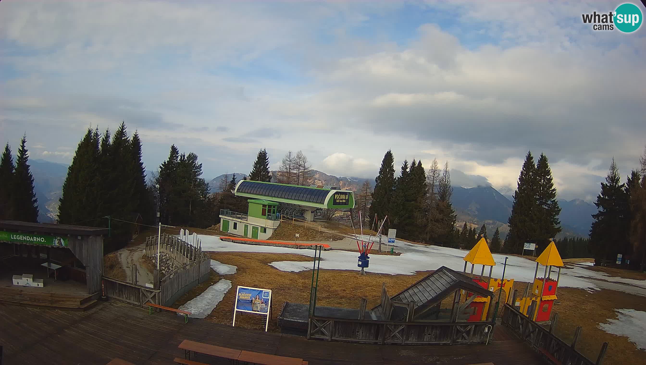 Spletna kamera Počivalo – Alpska Perla | Pogled v živo iz smučišča Cerkno