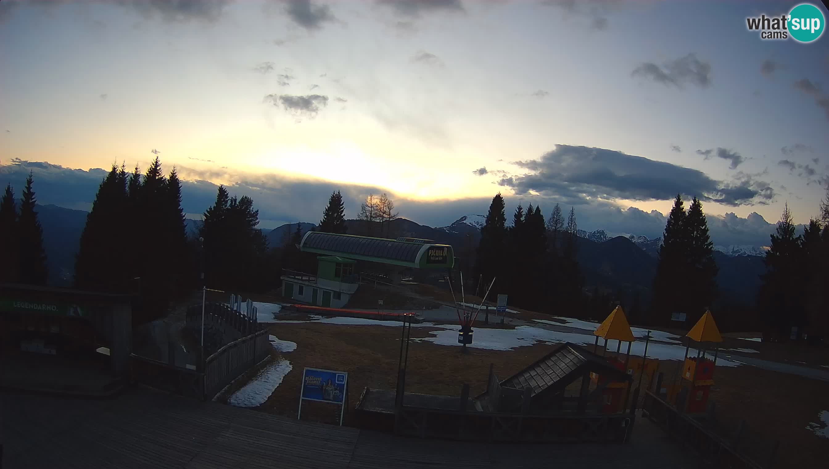 Webcam Počivalo – Alpska Perla | Live View from Cerkno Ski Resort