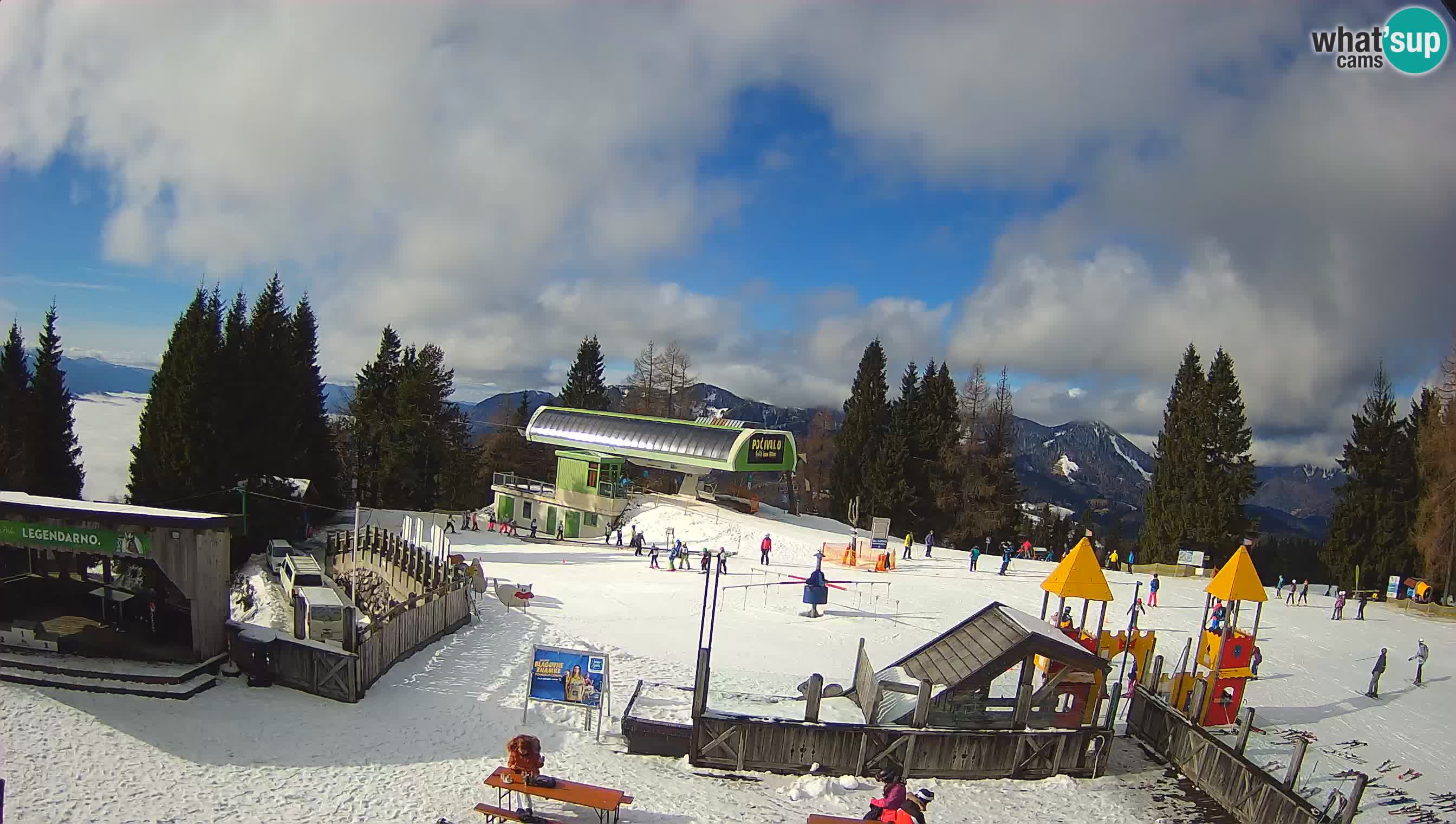 Webcam Počivalo – Alpska Perla | Vista live dalla stazione sciistica di Cerkno