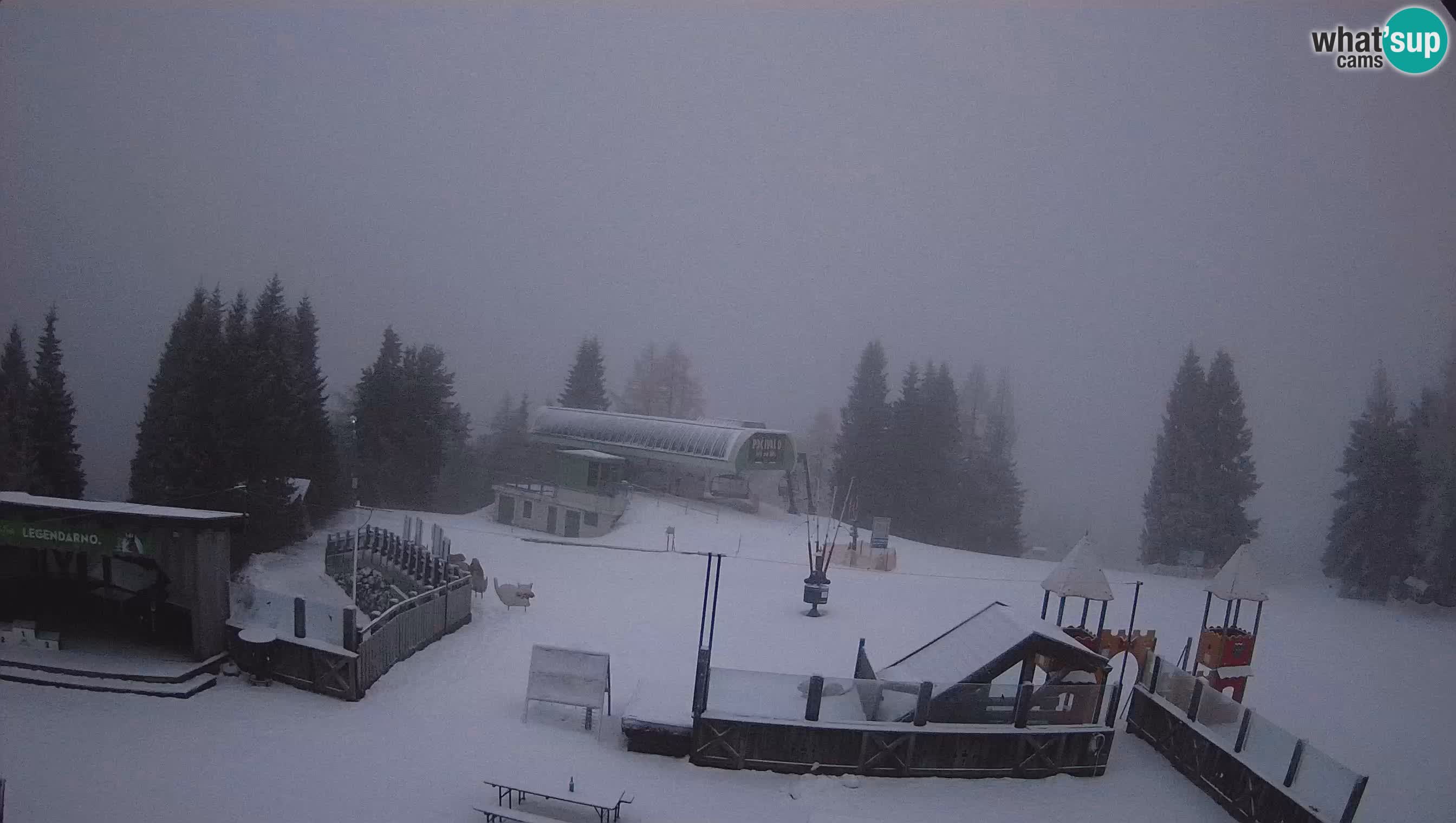 Webcam Počivalo – Alpska Perla | Vista live dalla stazione sciistica di Cerkno