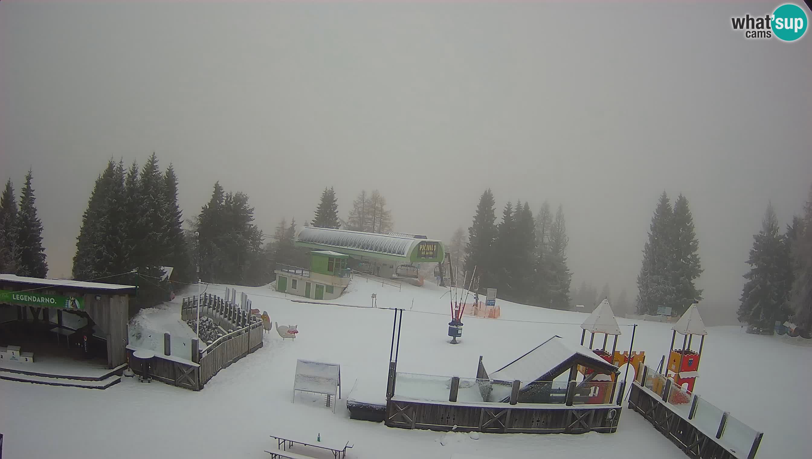 Webcam Počivalo – Alpska Perla | Vista live dalla stazione sciistica di Cerkno