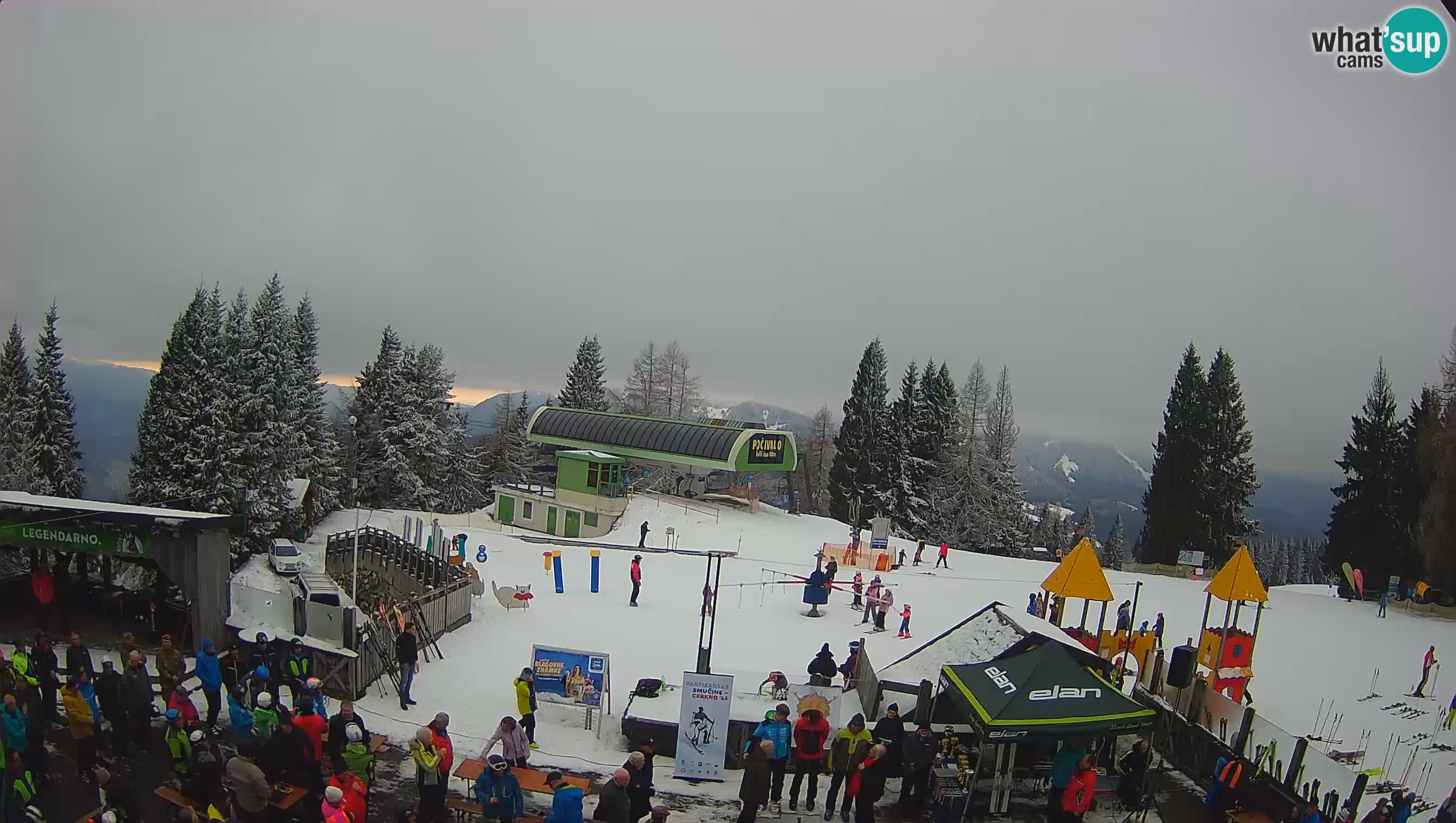 Webcam de la station de ski des Alpes slovènes à Cerkno Počivalo