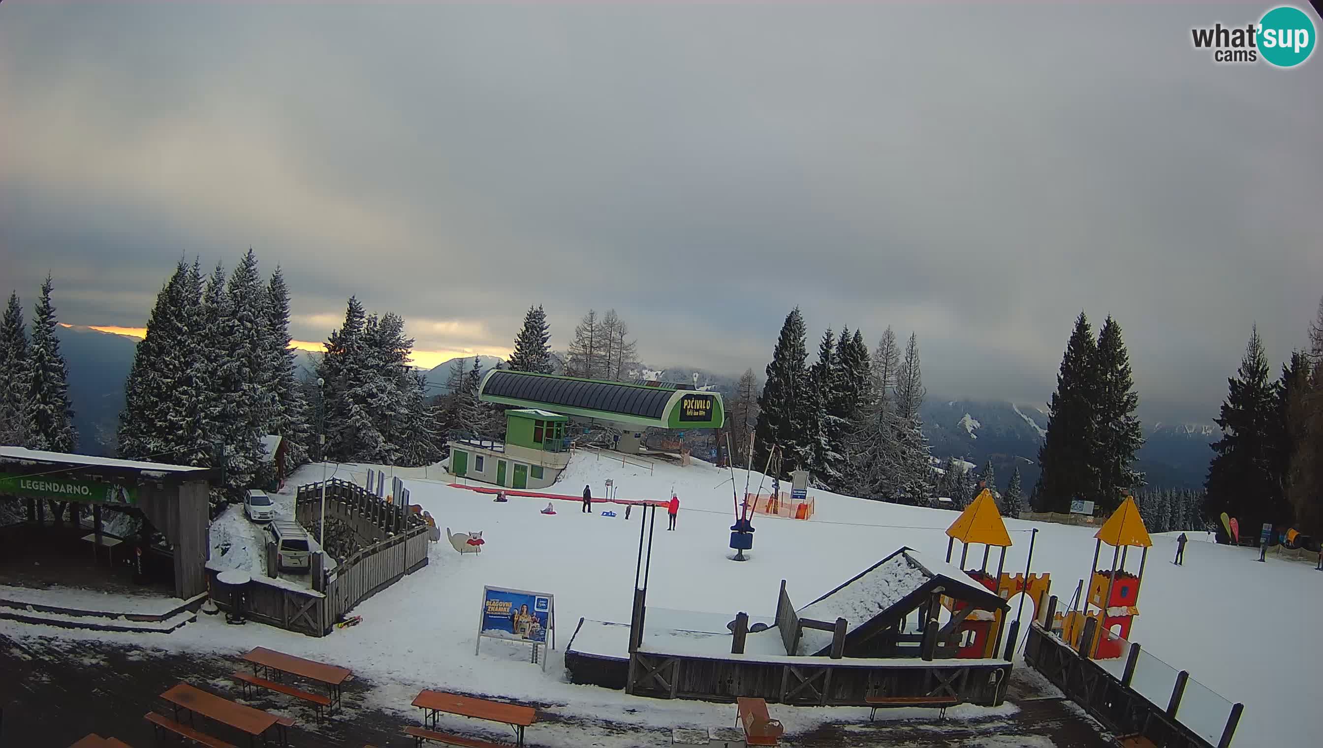 Webcam de la station de ski des Alpes slovènes à Cerkno Počivalo