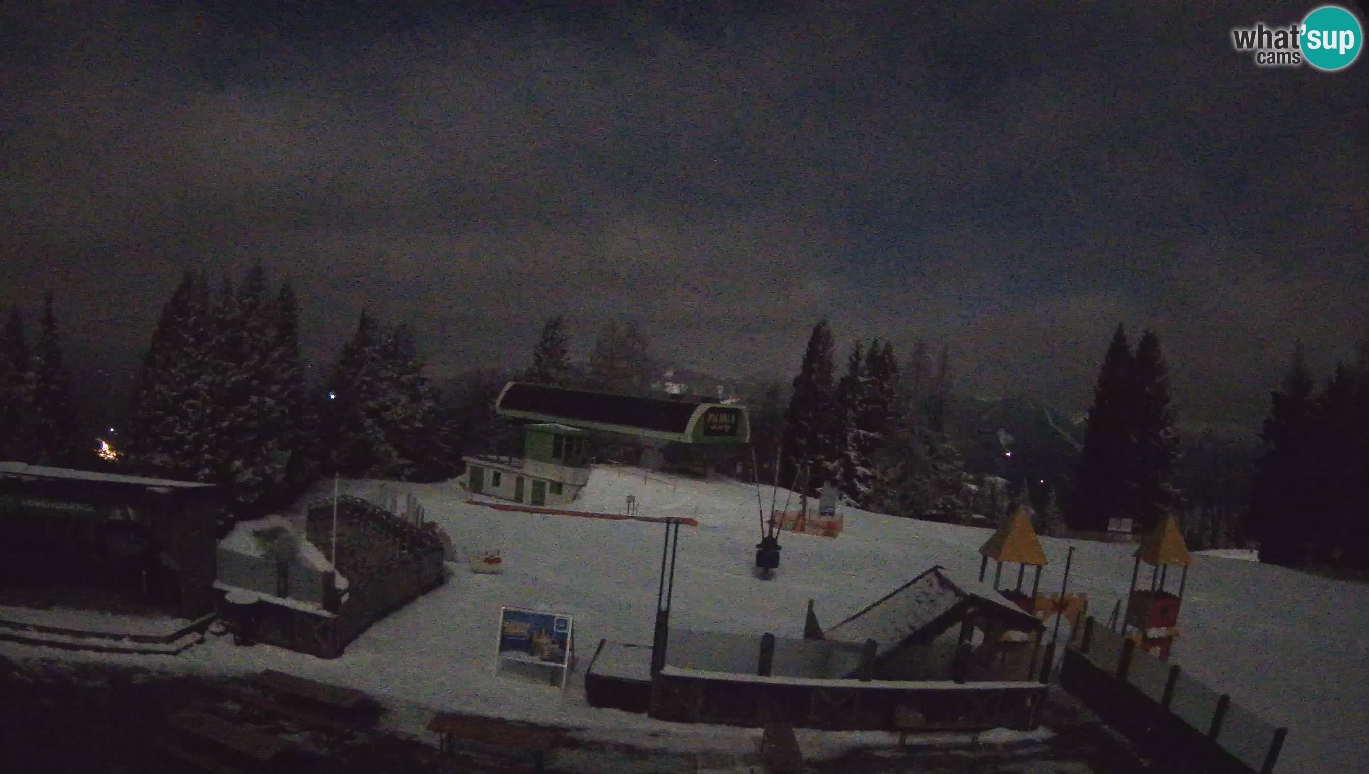 Webcam de la station de ski des Alpes slovènes à Cerkno Počivalo