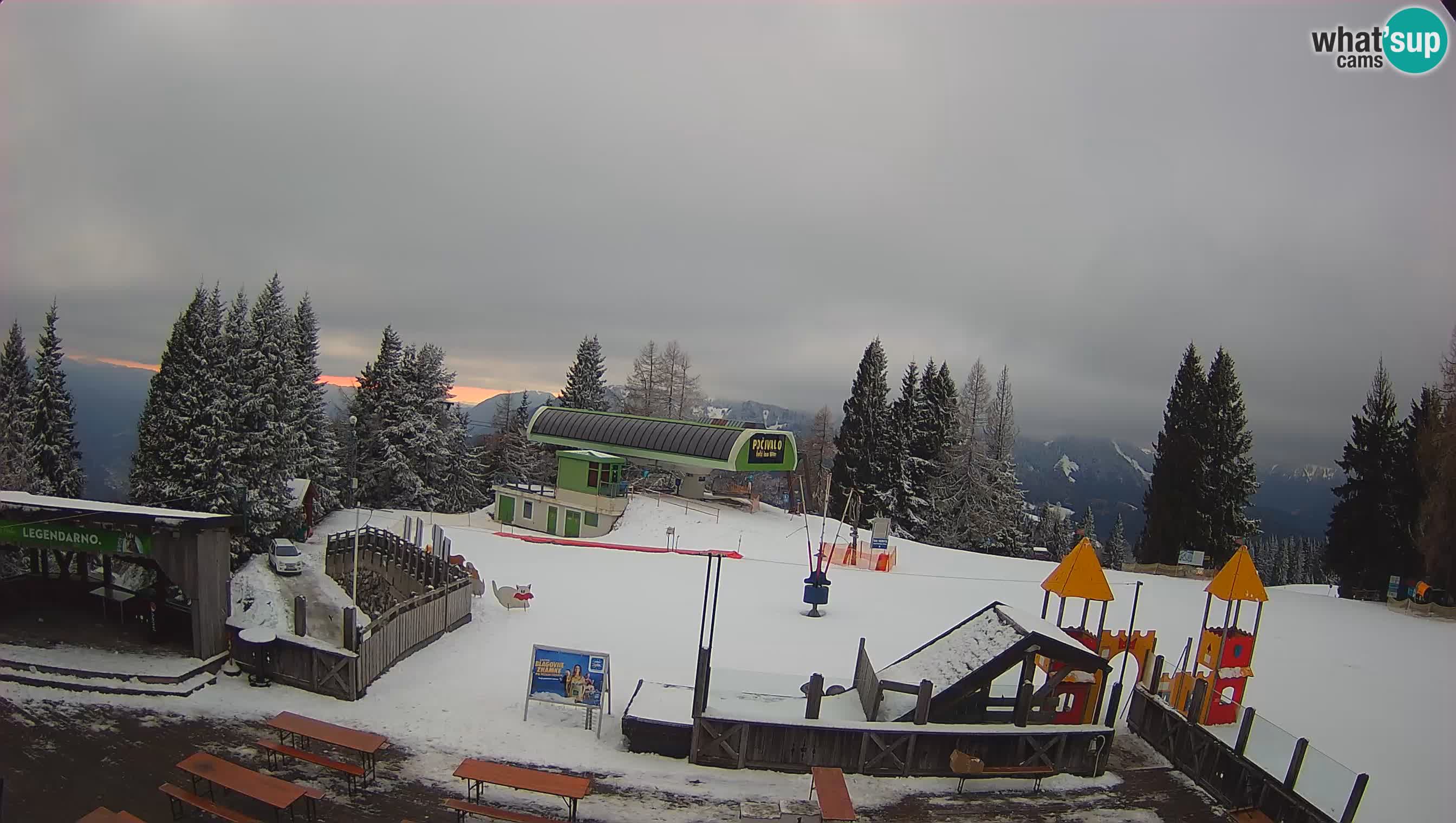 Web kamera Počivalo – Alpska Perla | Pogled uživo sa skijališta Cerkno
