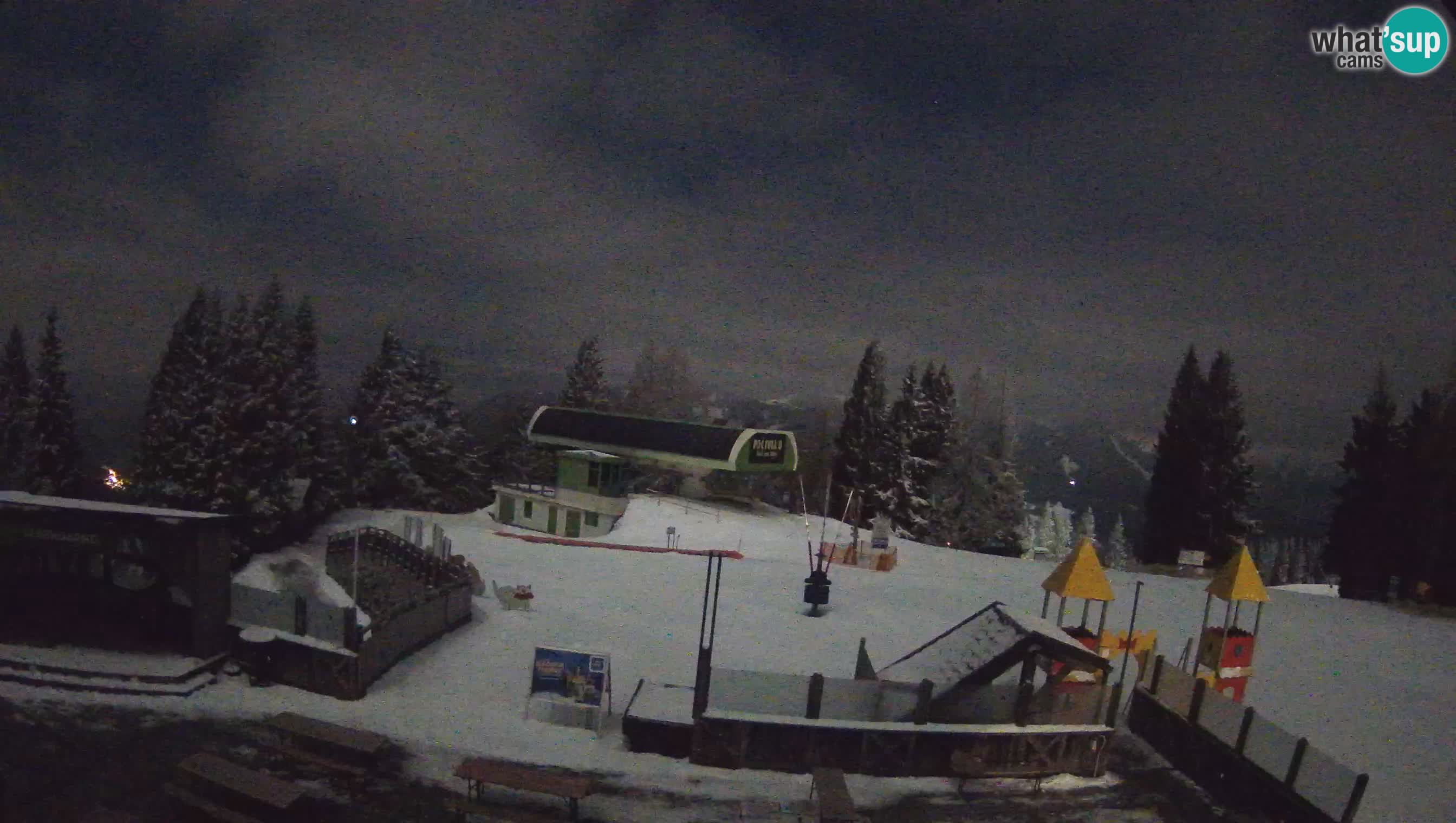 Webcam Počivalo – Alpska Perla | Vista live dalla stazione sciistica di Cerkno