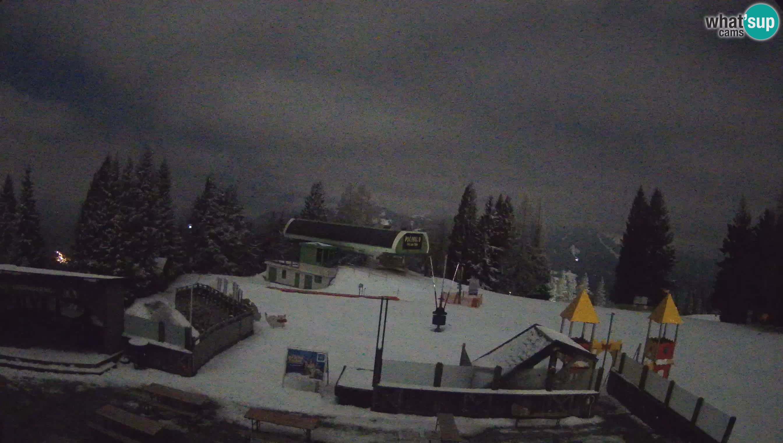 Cámara web Počivalo – Alpska Perla | Vista en vivo desde la estación de esquí Cerkno