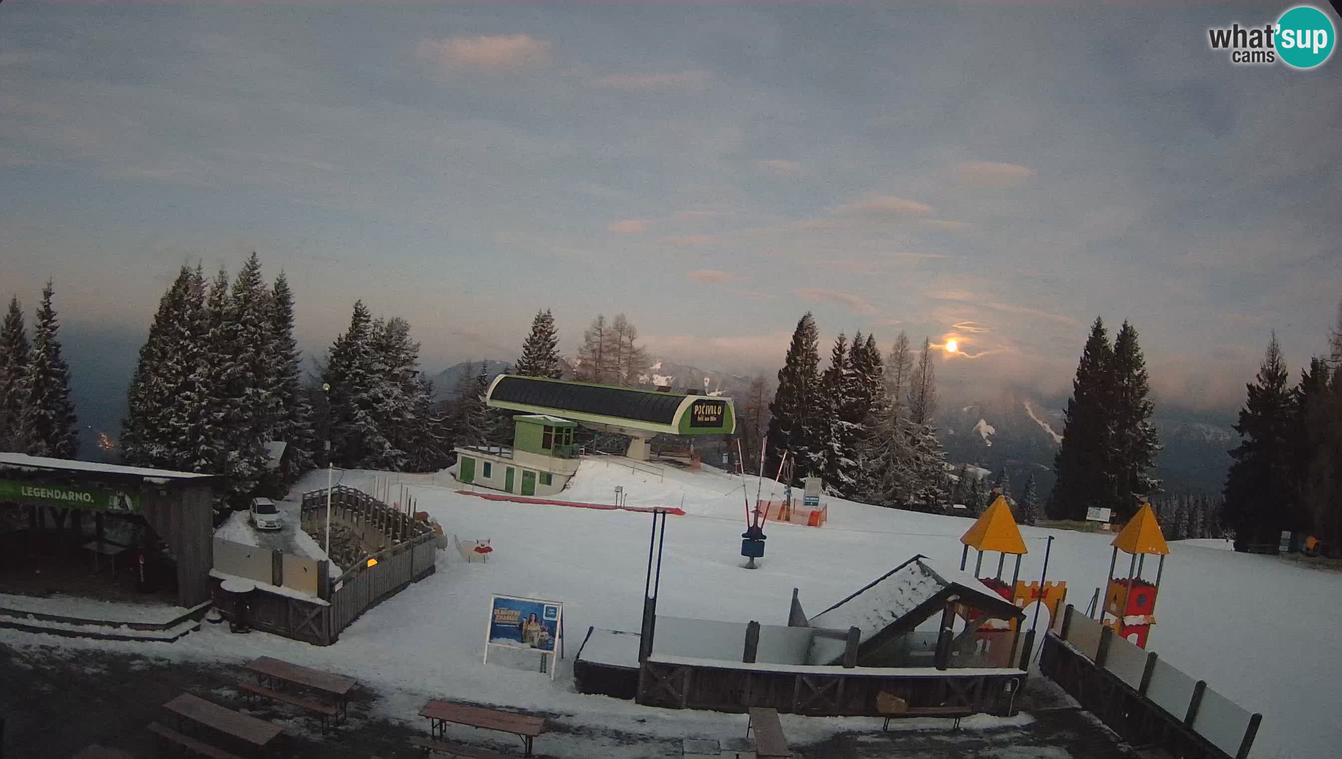 Webcam Počivalo – Alpska Perla | Live View from Cerkno Ski Resort