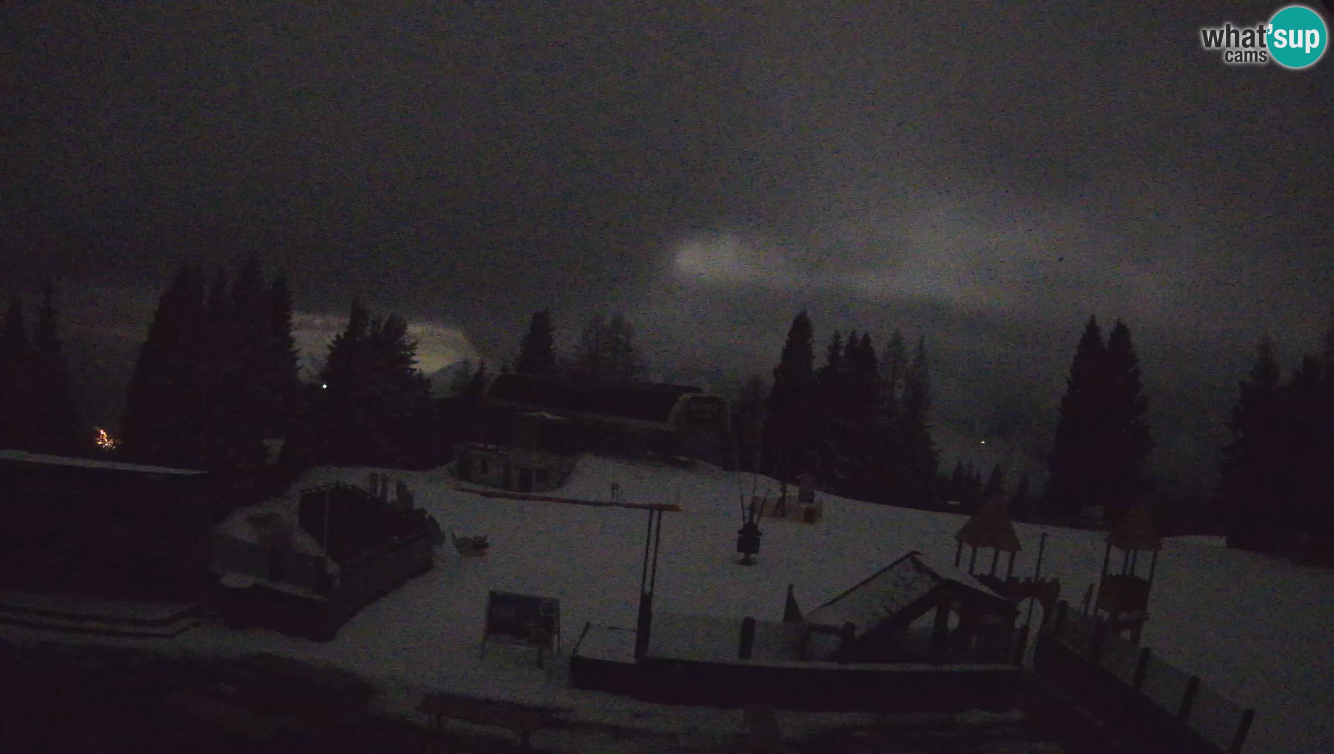 Web kamera Počivalo – Alpska Perla | Pogled uživo sa skijališta Cerkno