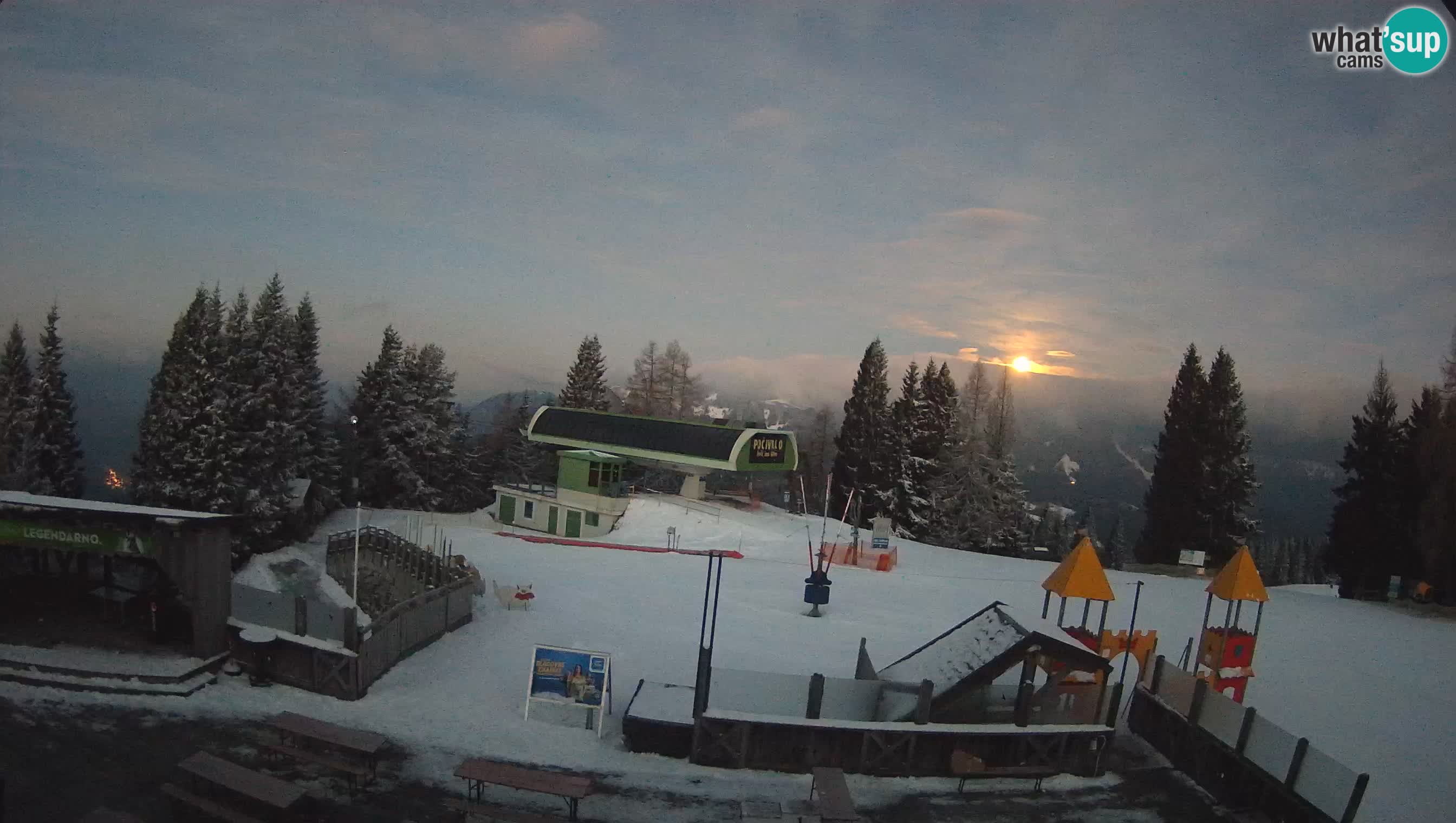Cámara web Počivalo – Alpska Perla | Vista en vivo desde la estación de esquí Cerkno