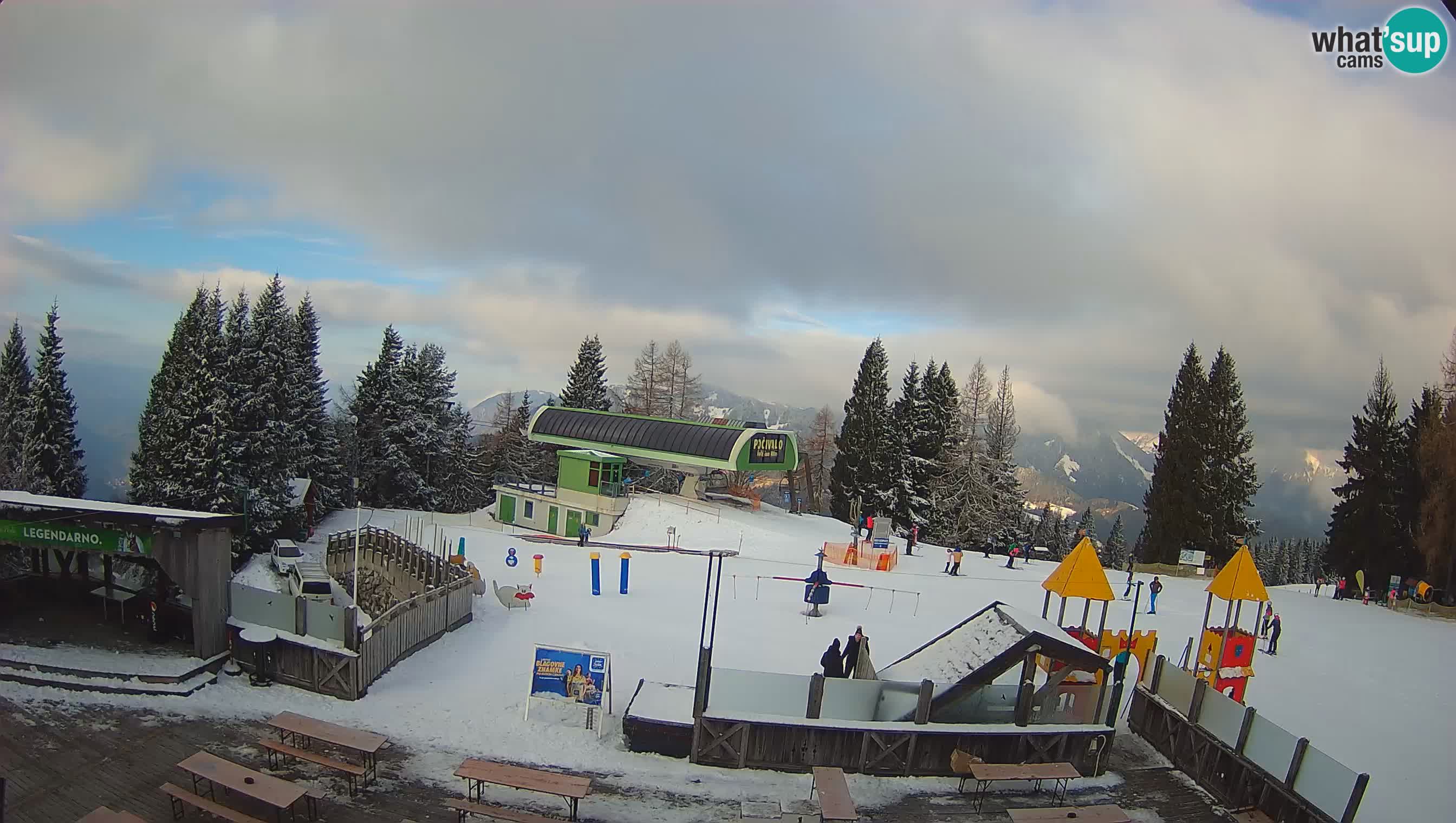 Cámara web Počivalo – Alpska Perla | Vista en vivo desde la estación de esquí Cerkno