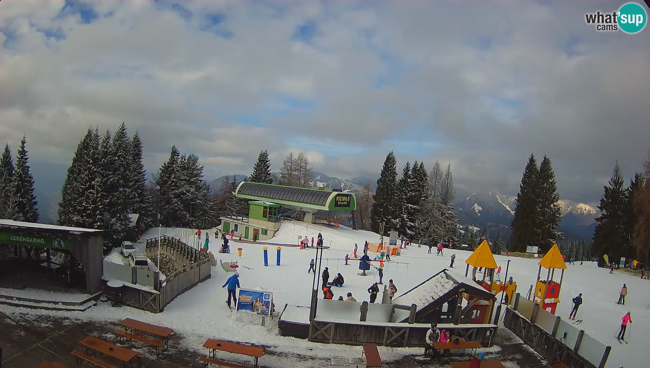 Cámara web Počivalo – Alpska Perla | Vista en vivo desde la estación de esquí Cerkno