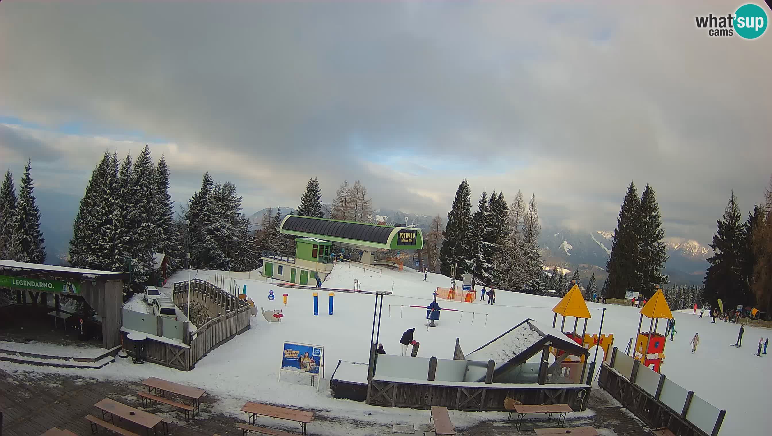 Webcam de la station de ski des Alpes slovènes à Cerkno Počivalo