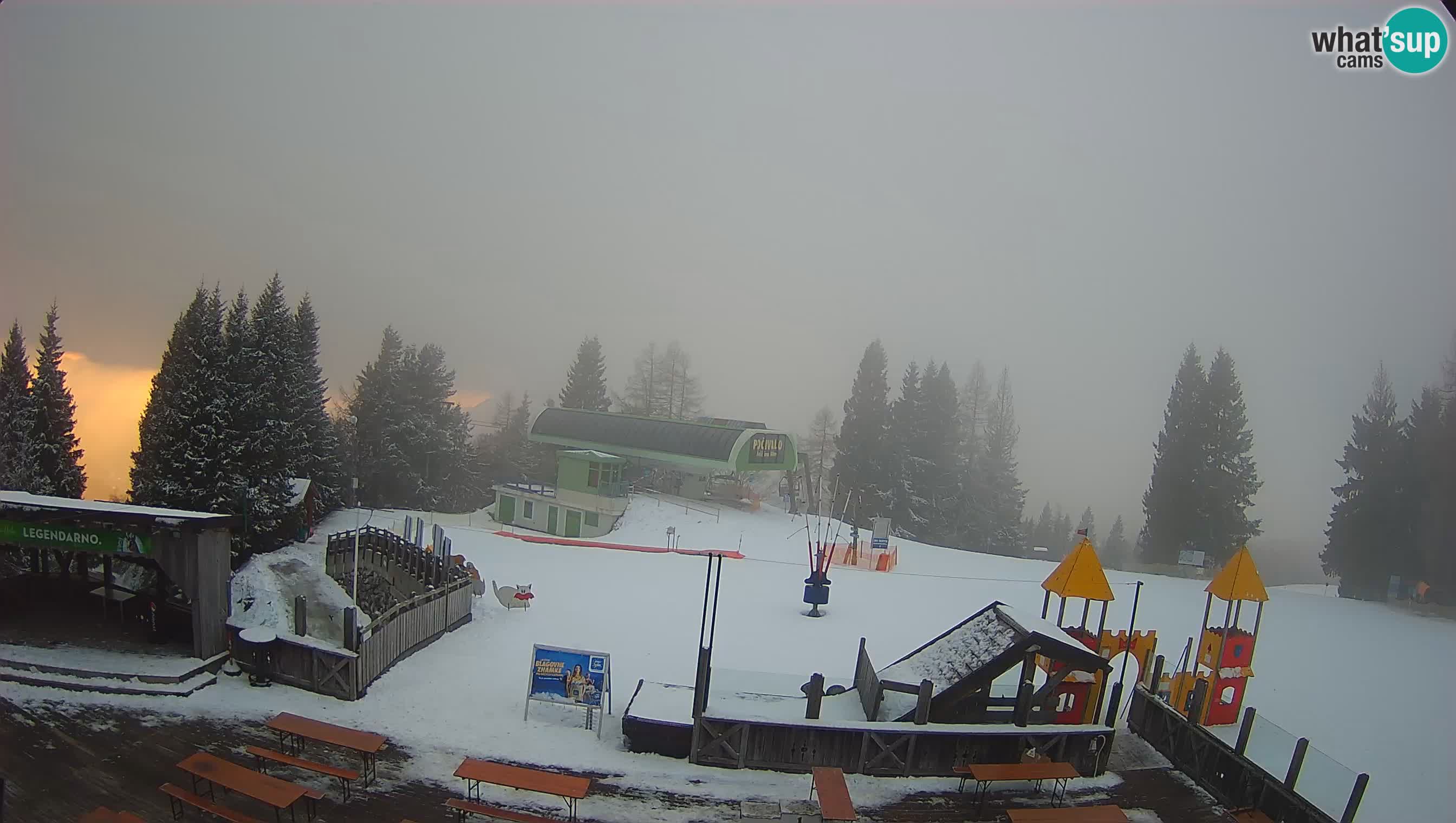 Webcam Počivalo – Alpska Perla | Vista live dalla stazione sciistica di Cerkno