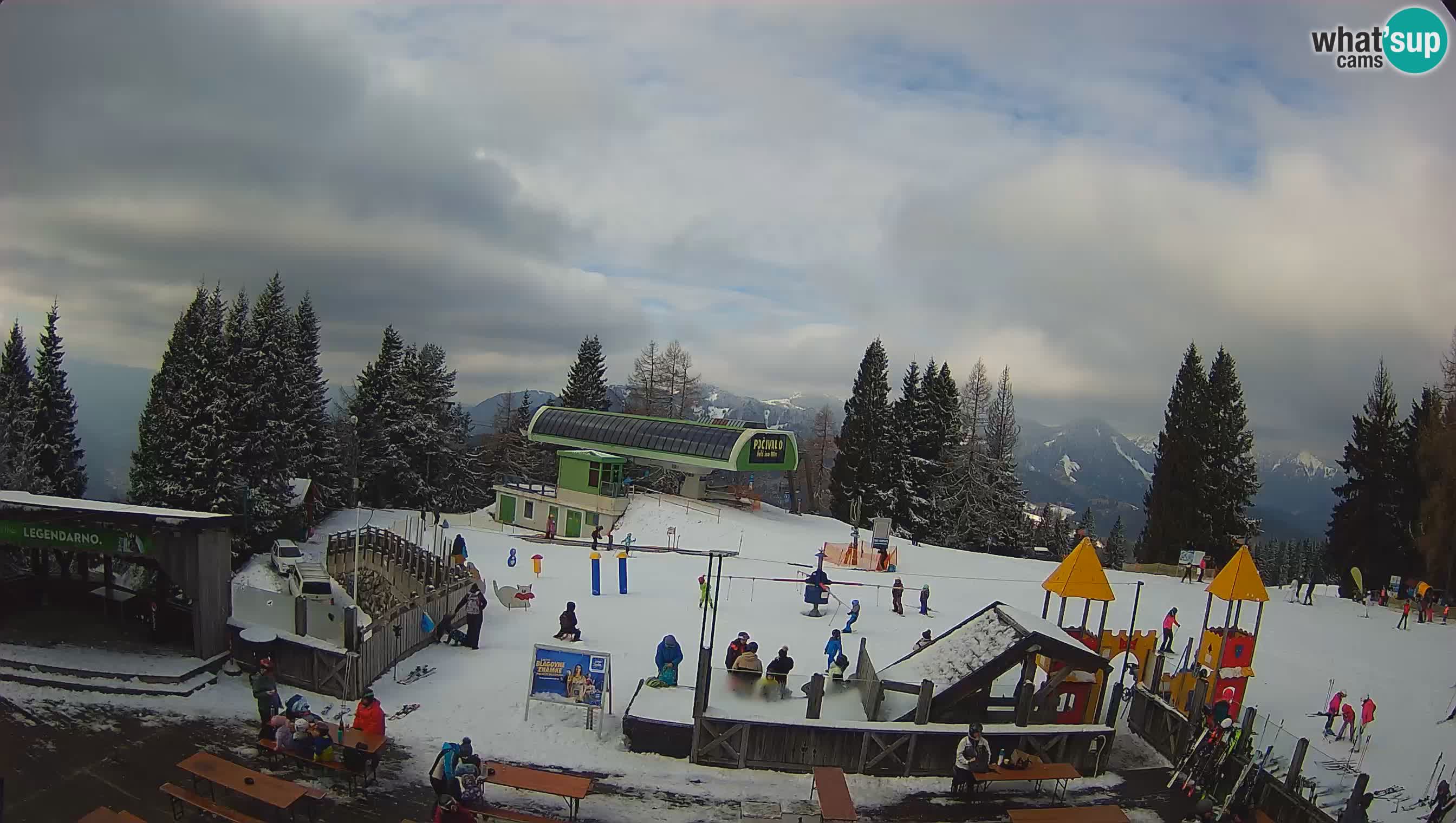 Webcam Počivalo – Alpska Perla | Vista live dalla stazione sciistica di Cerkno