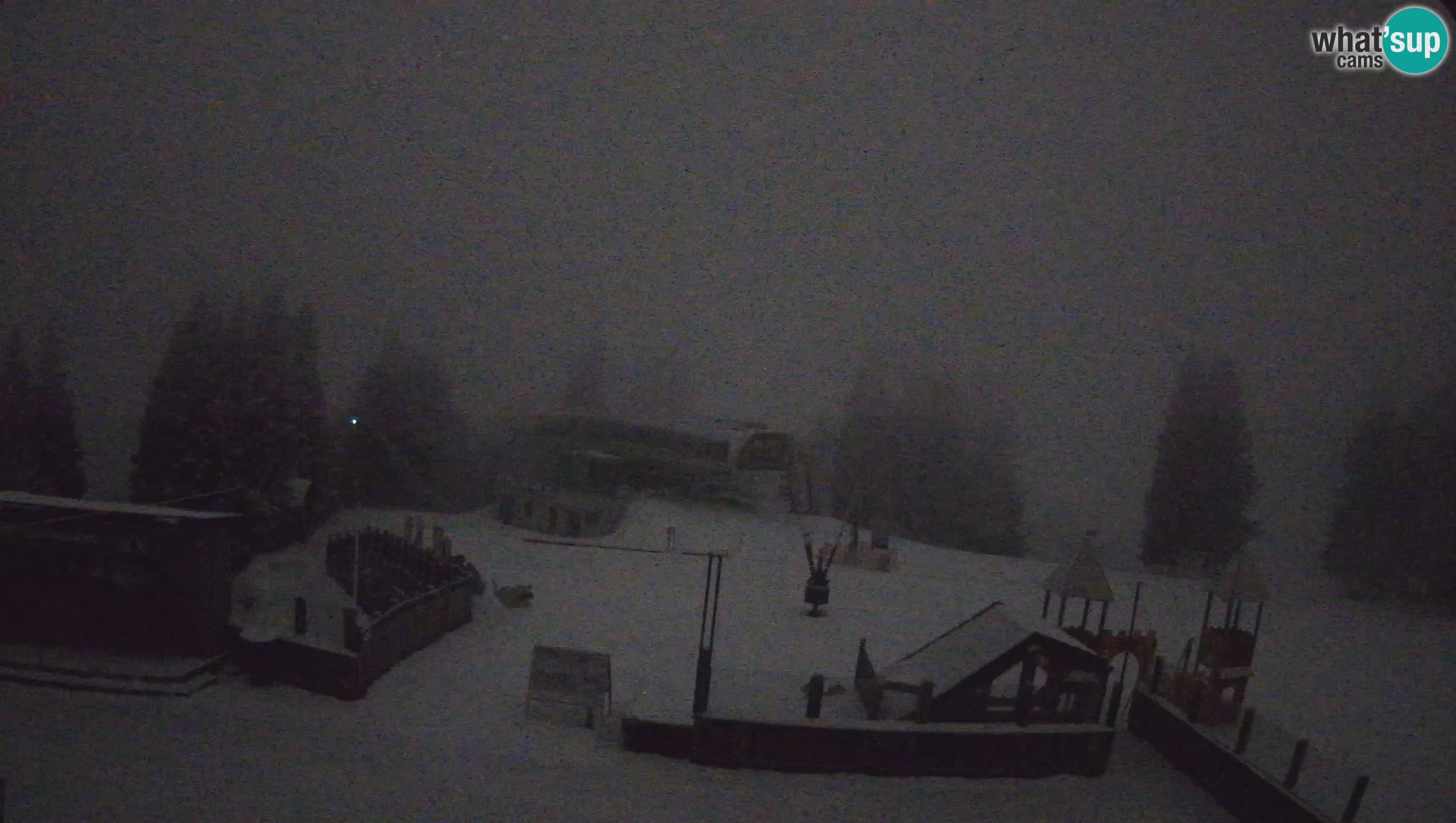 Webcam Počivalo – Alpska Perla | Vista live dalla stazione sciistica di Cerkno