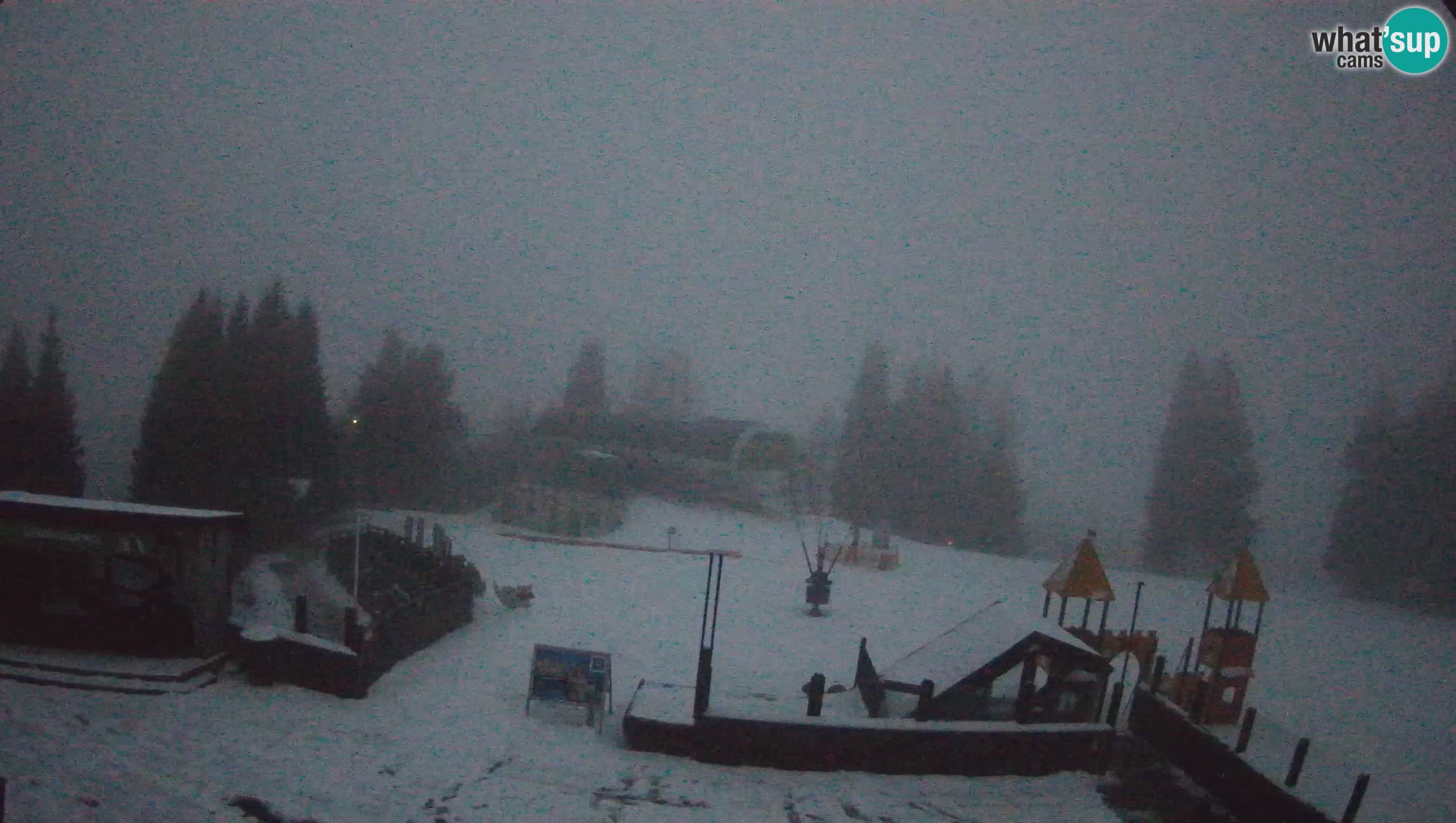 Webcam Počivalo – Alpska Perla | Vista live dalla stazione sciistica di Cerkno