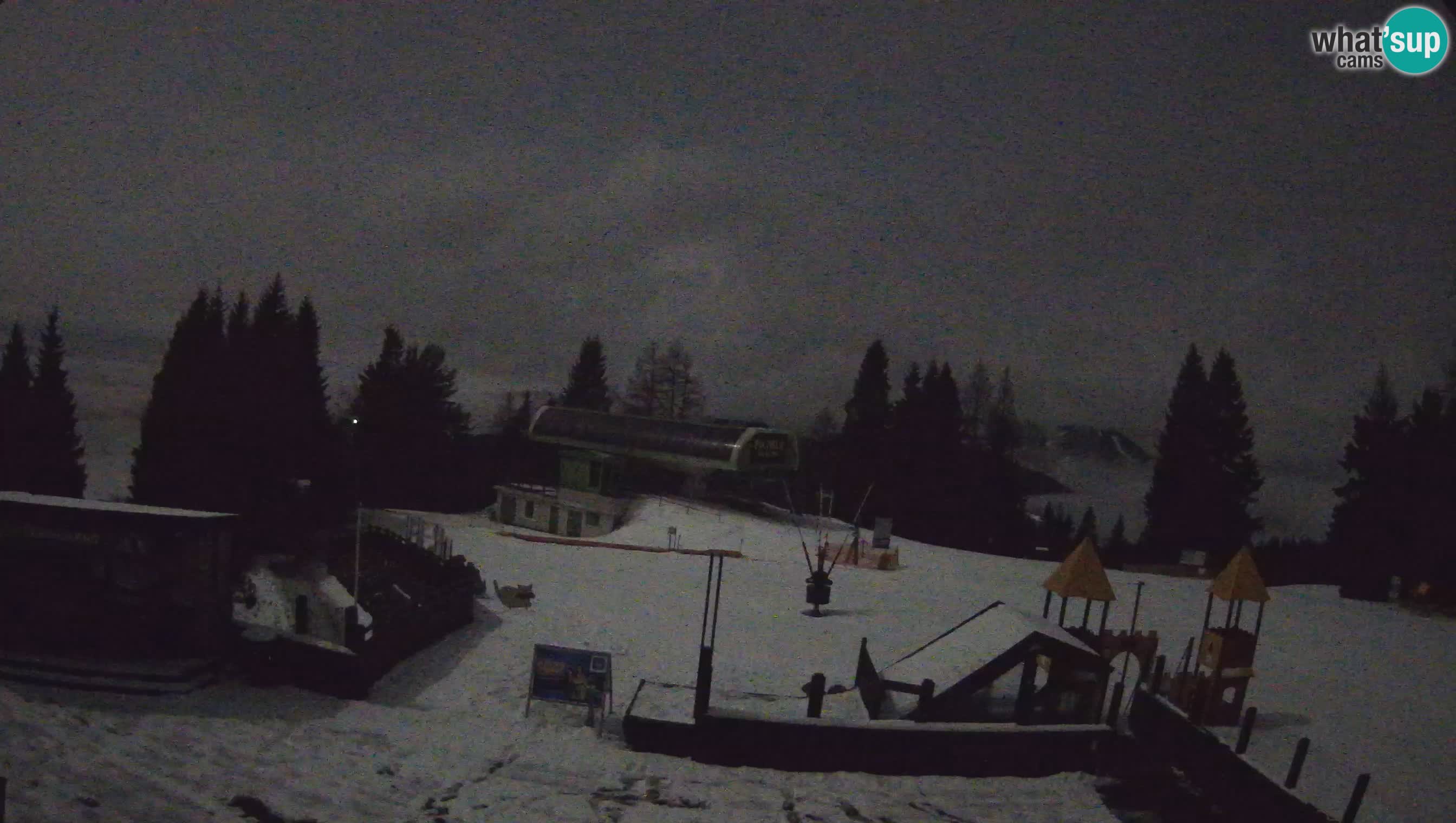Webcam Počivalo – Alpska Perla | Vista live dalla stazione sciistica di Cerkno