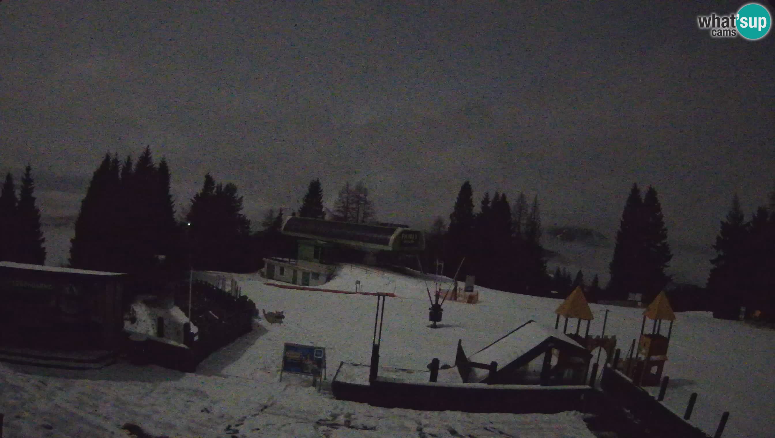 Webcam de la station de ski des Alpes slovènes à Cerkno Počivalo